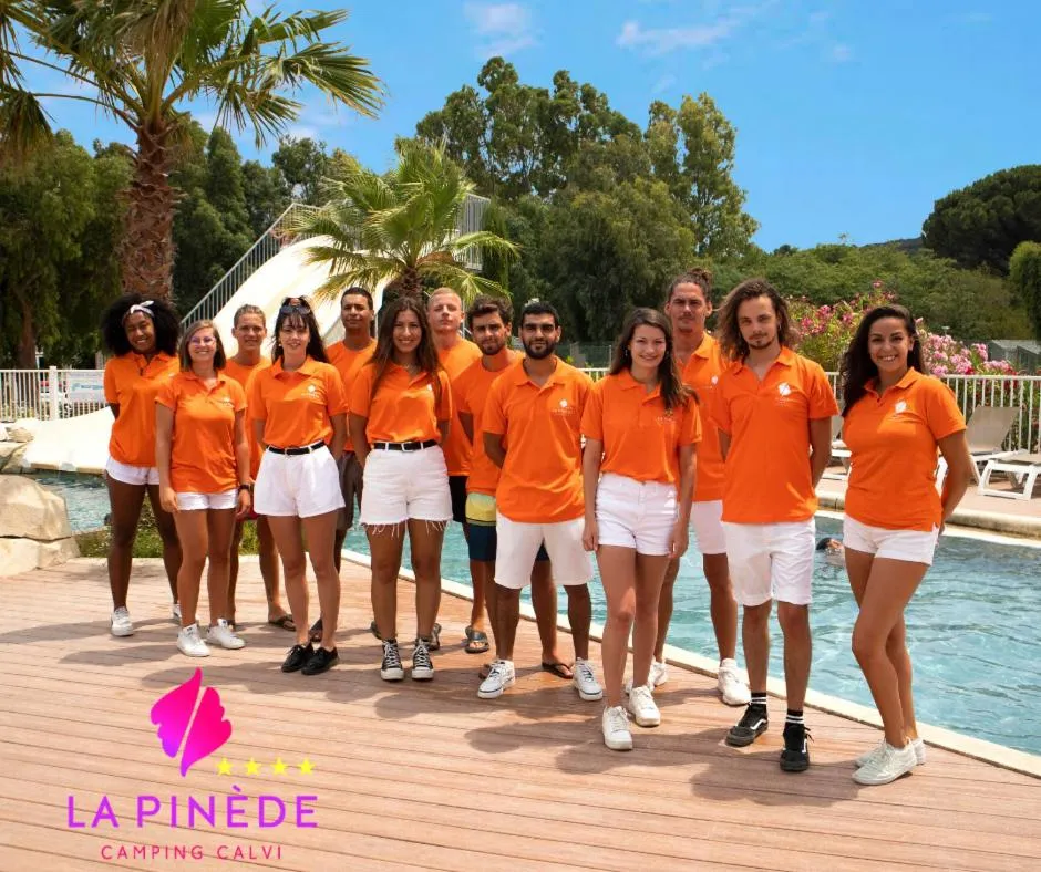Camping La Pinède