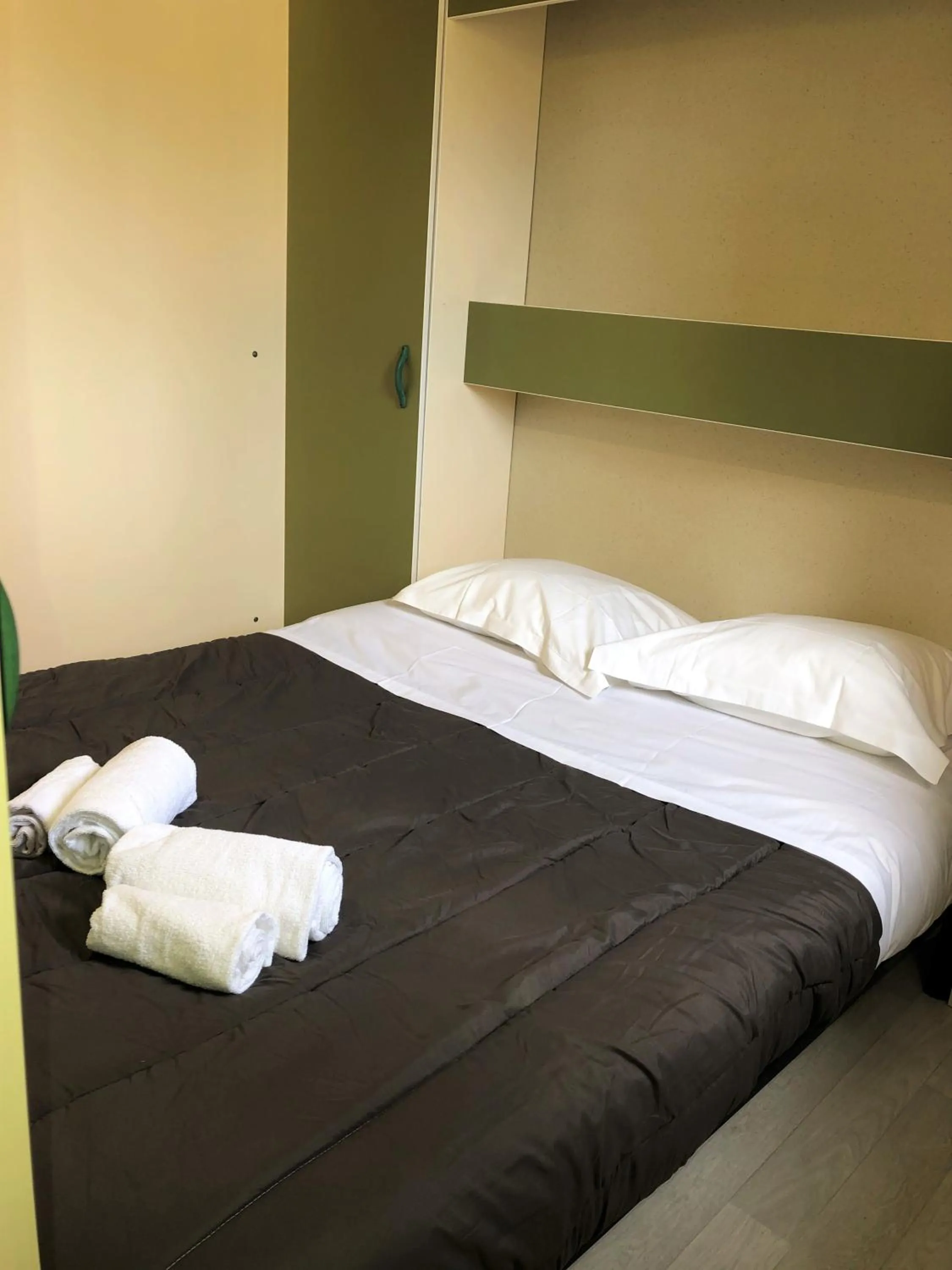 Bedroom, Bed in Camping La Pinède