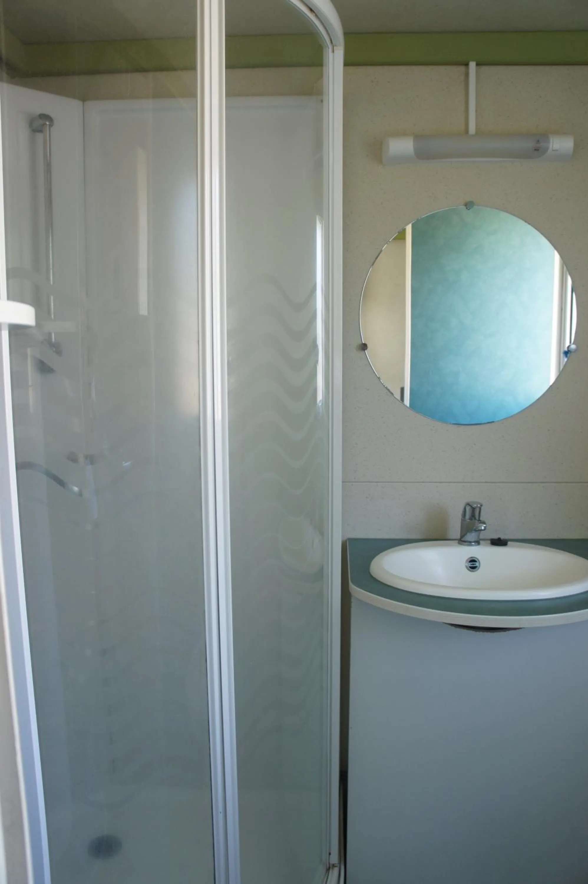 Bathroom in Camping La Pinède