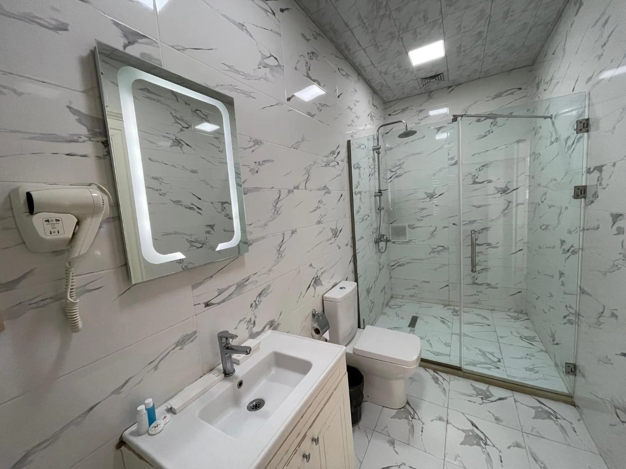 Bathroom in NOBEL Hotel