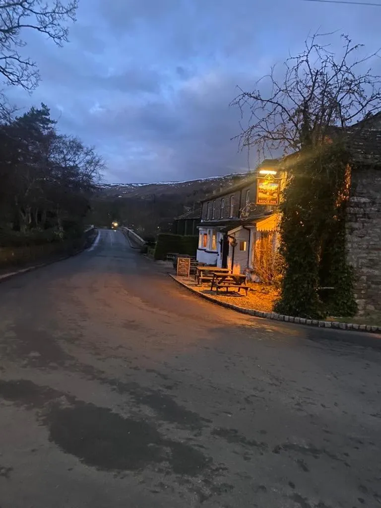 Night in The Bridge Inn