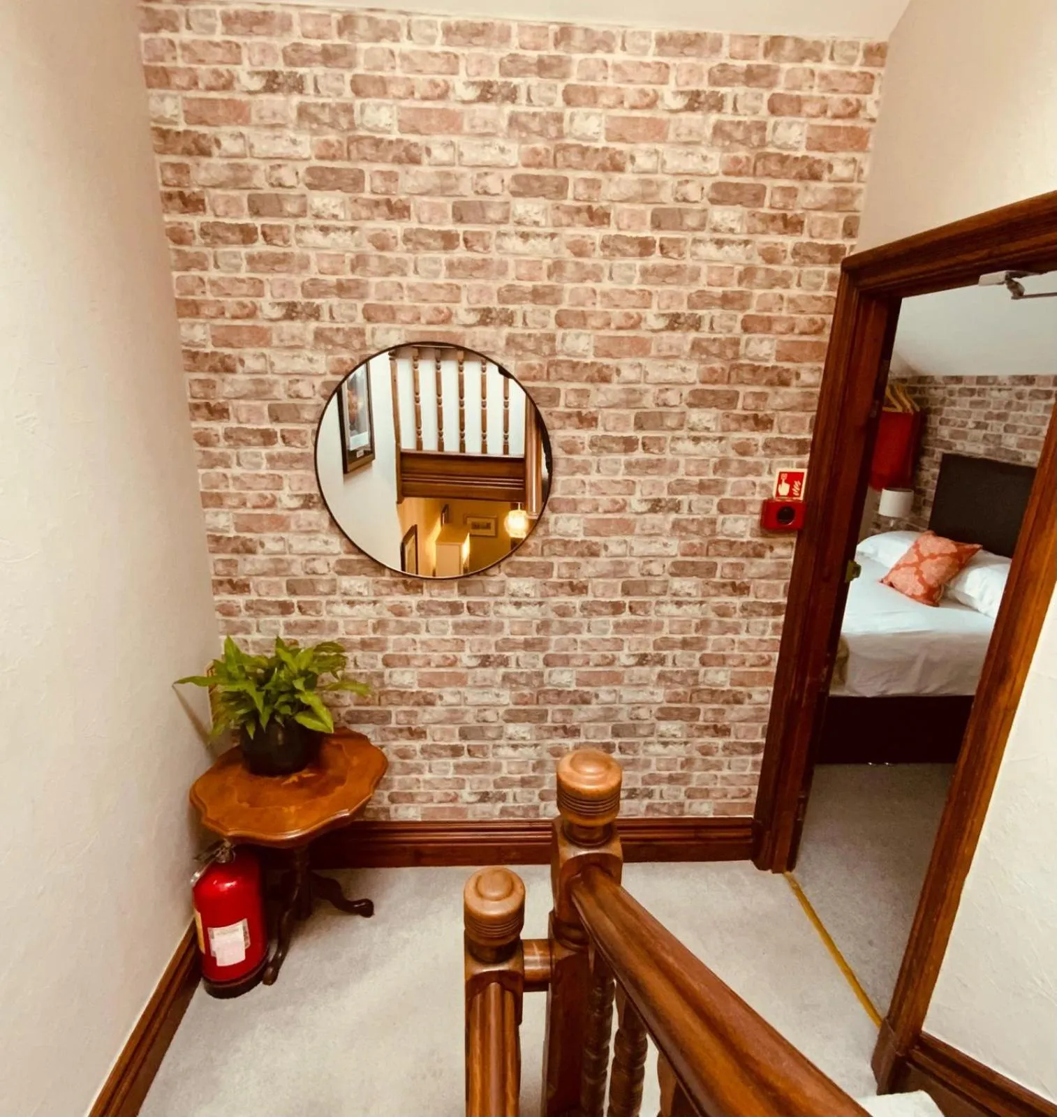 Bed in 3 Cambridge Villas