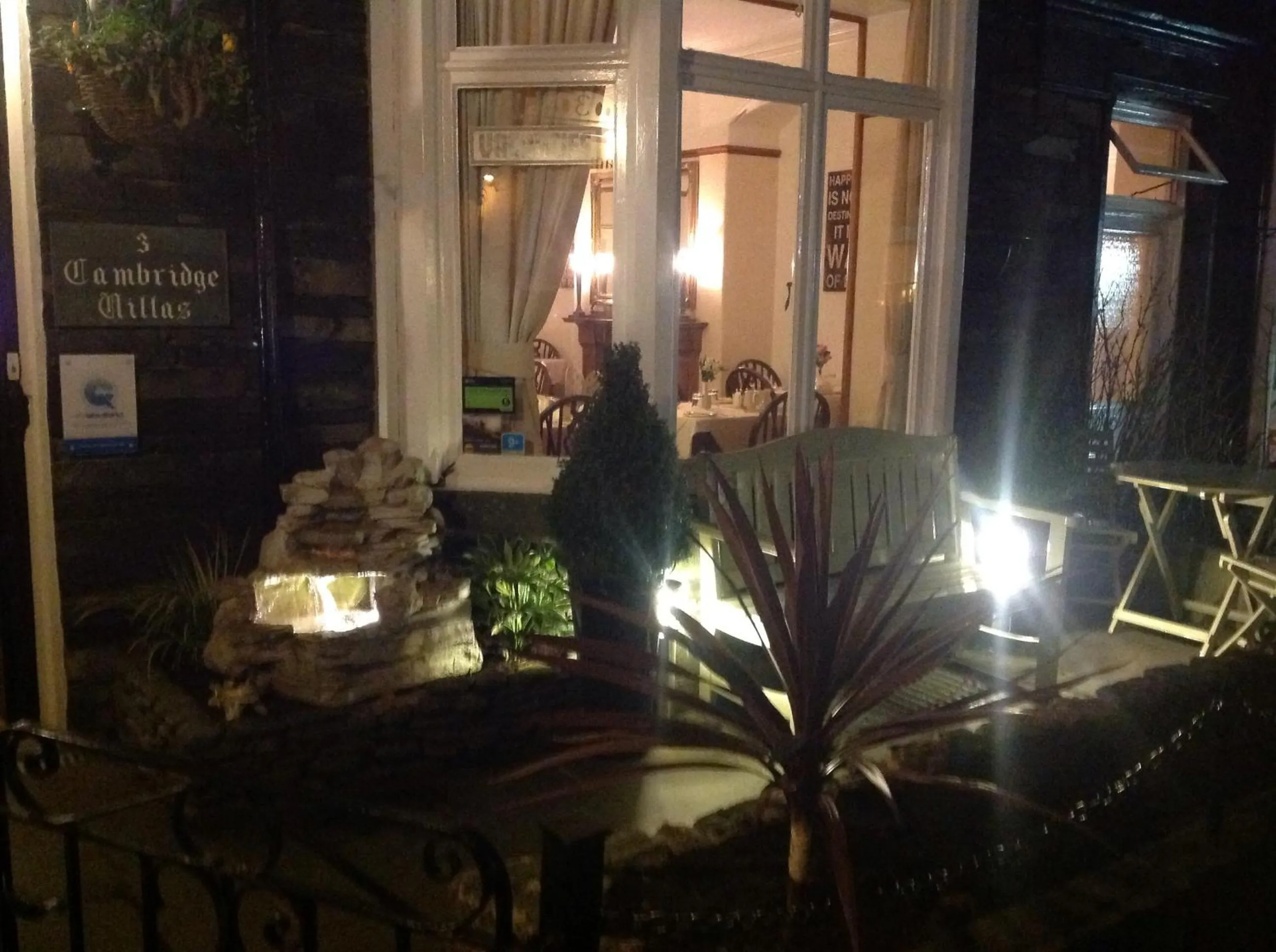 Garden in 3 Cambridge Villas