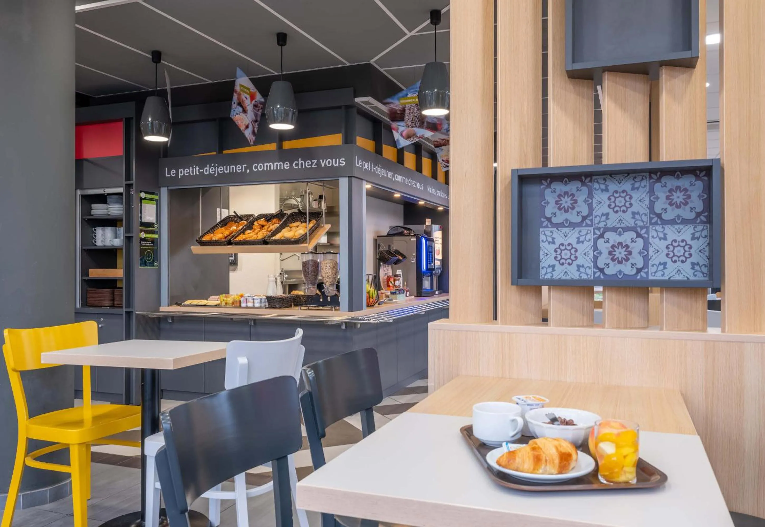 Restaurant/places to eat in B&B HOTEL ANNEMASSE Saint-Cergues