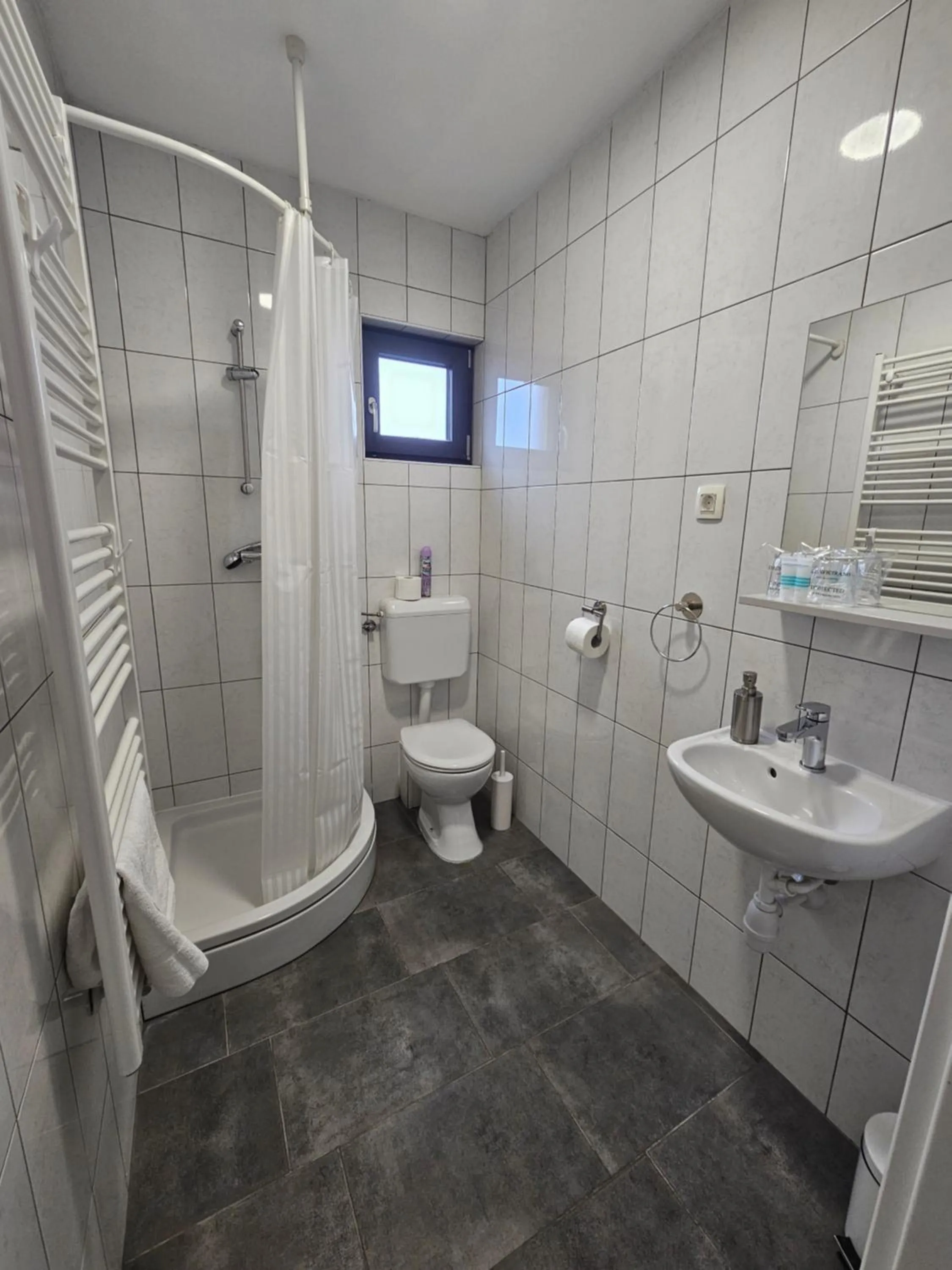 Shower in Filipovic rent a car & apartments