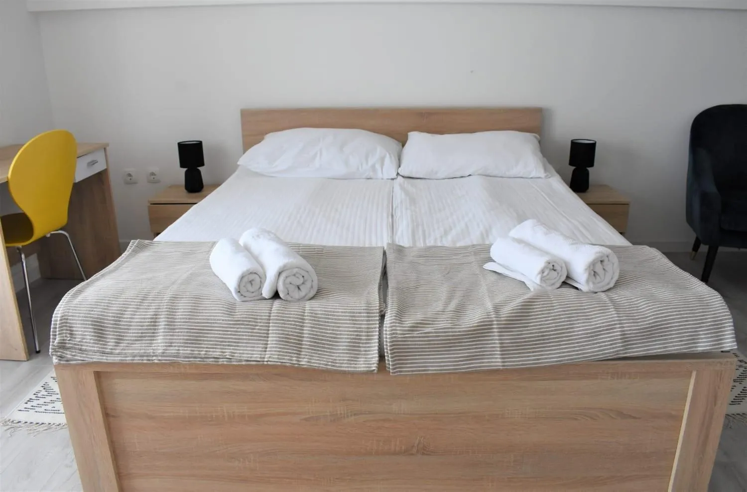 Bed in Filipovic rent a car & apartments