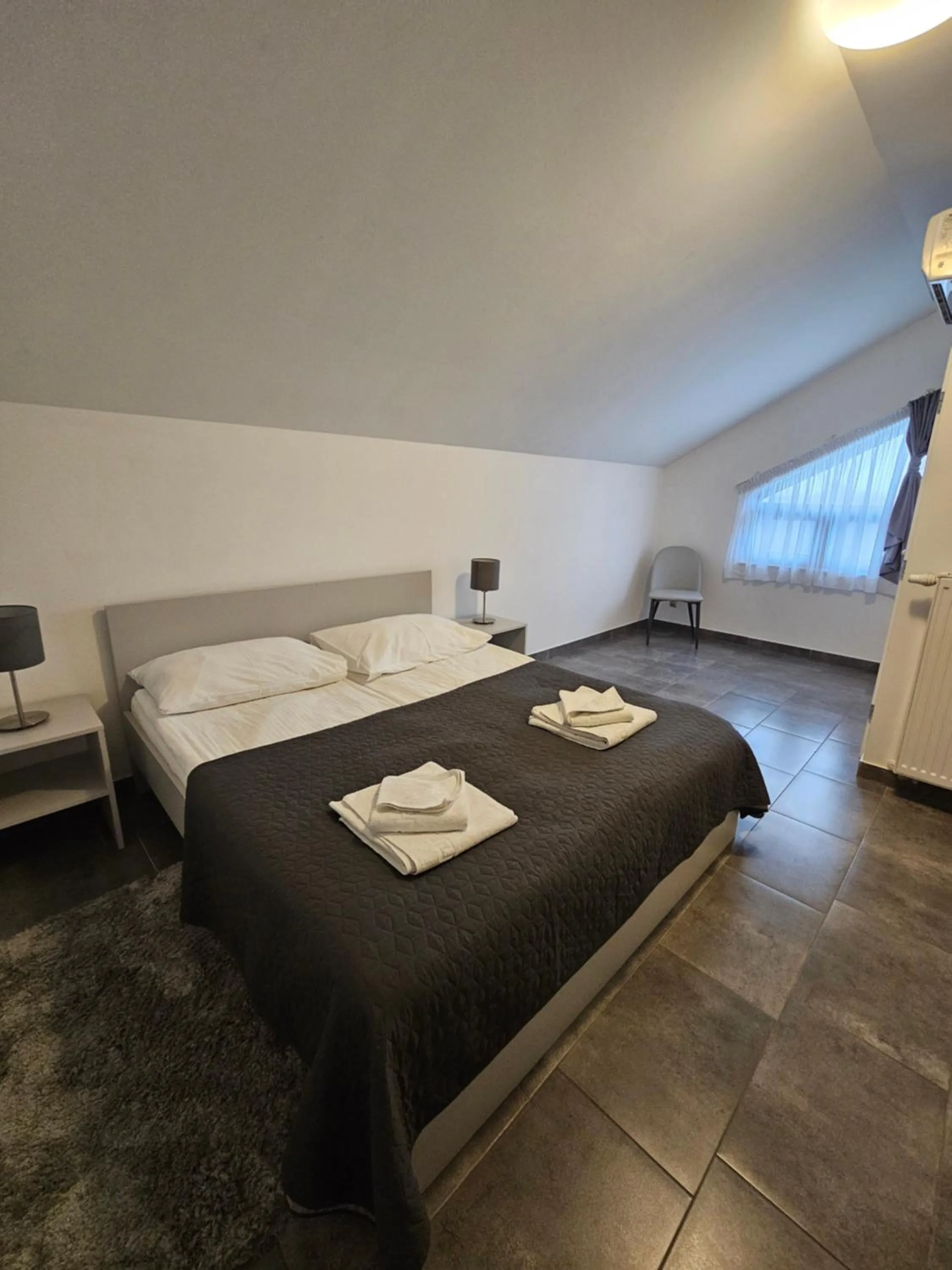 Bed in Filipovic rent a car & apartments