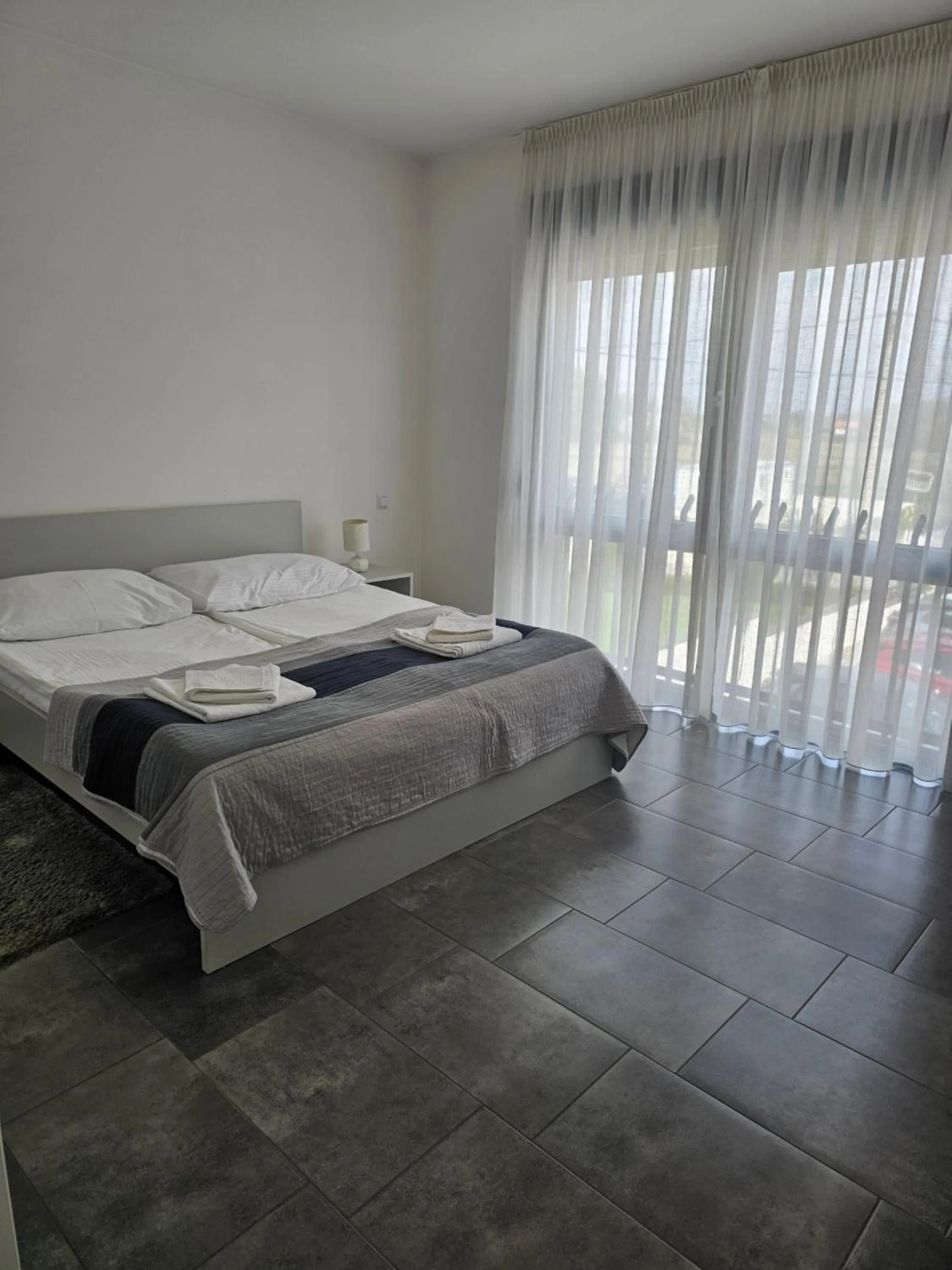 Bed in Filipovic rent a car & apartments