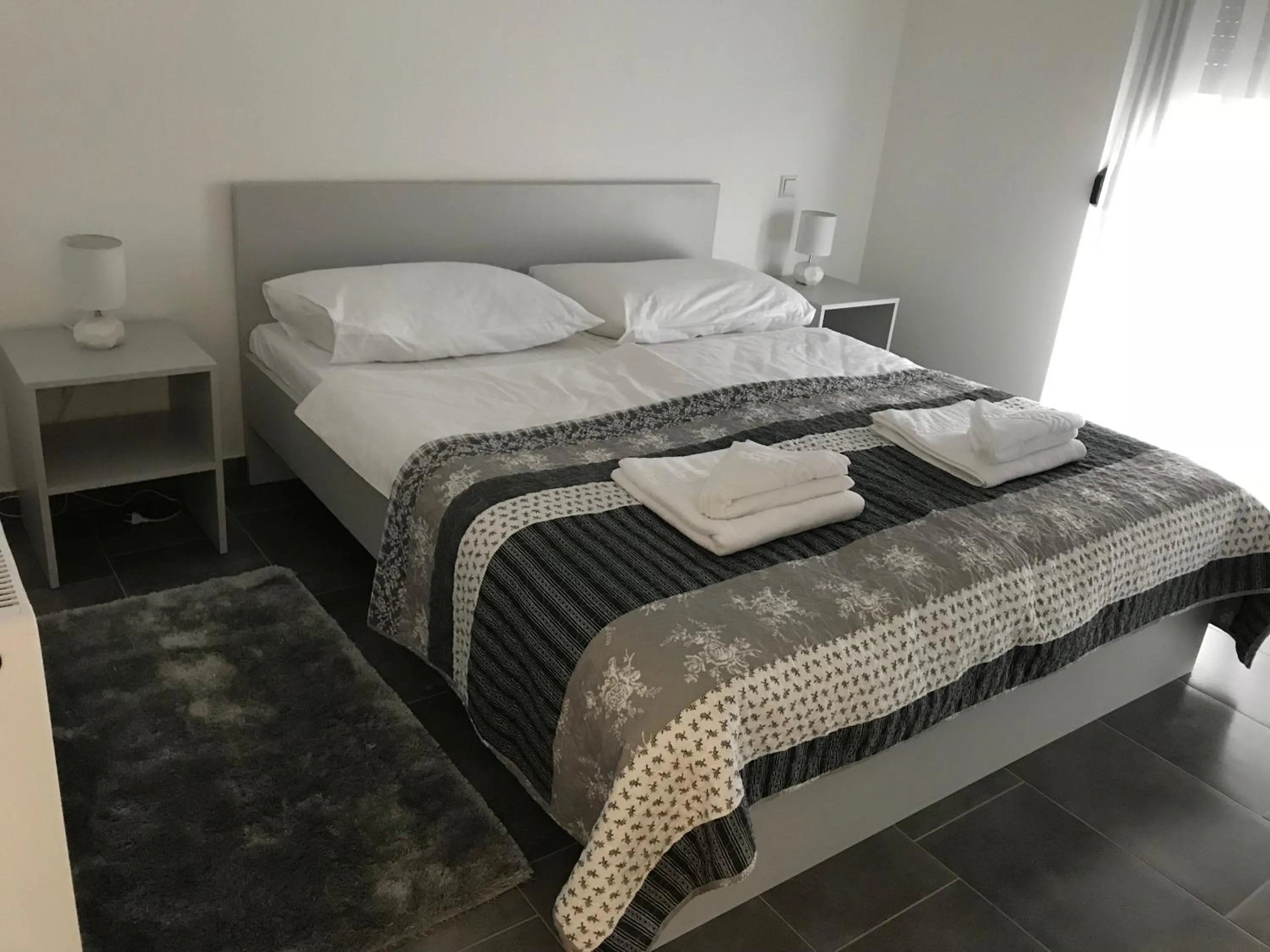 Bed in Filipovic rent a car & apartments