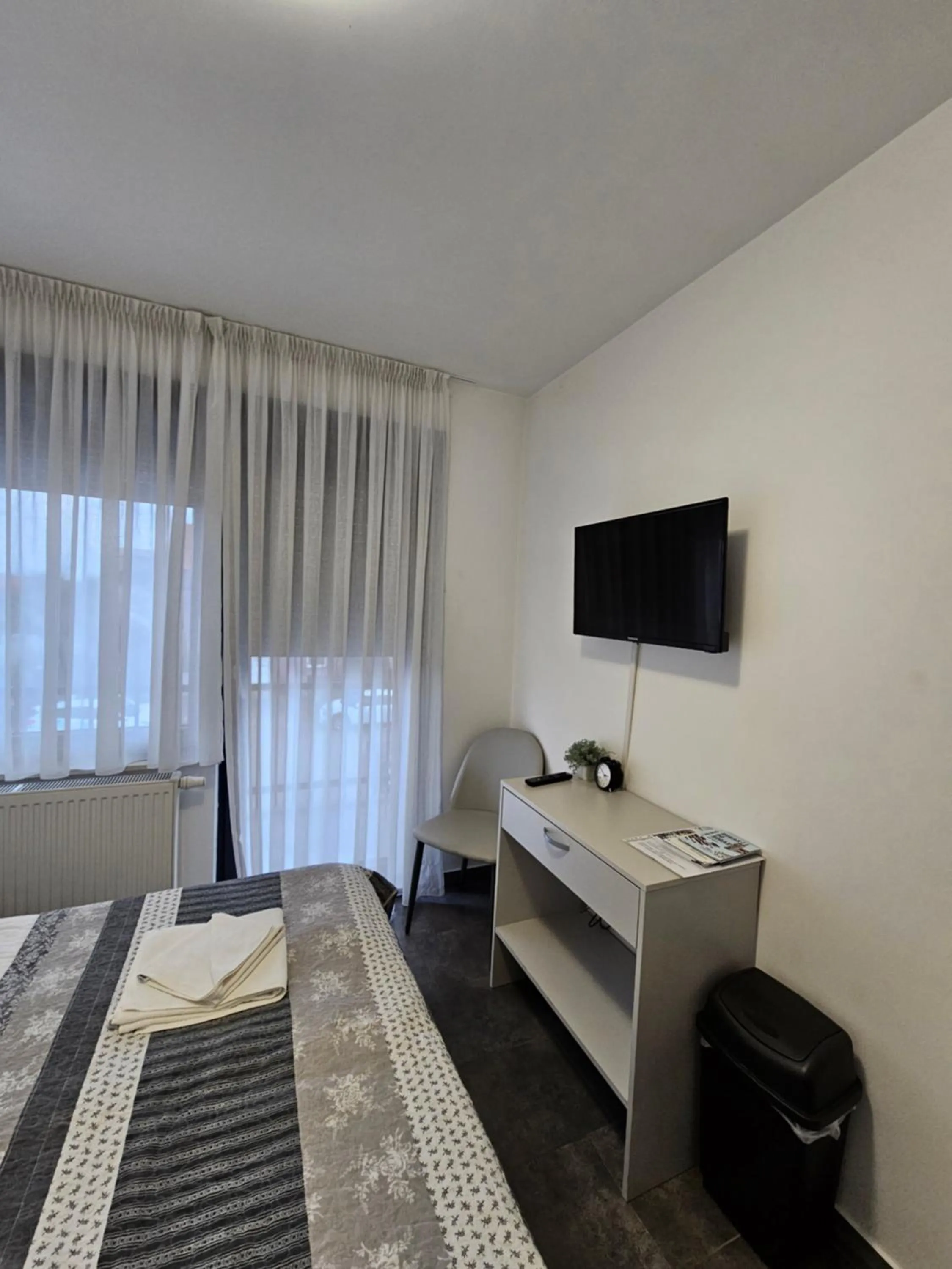 Bed in Filipovic rent a car & apartments