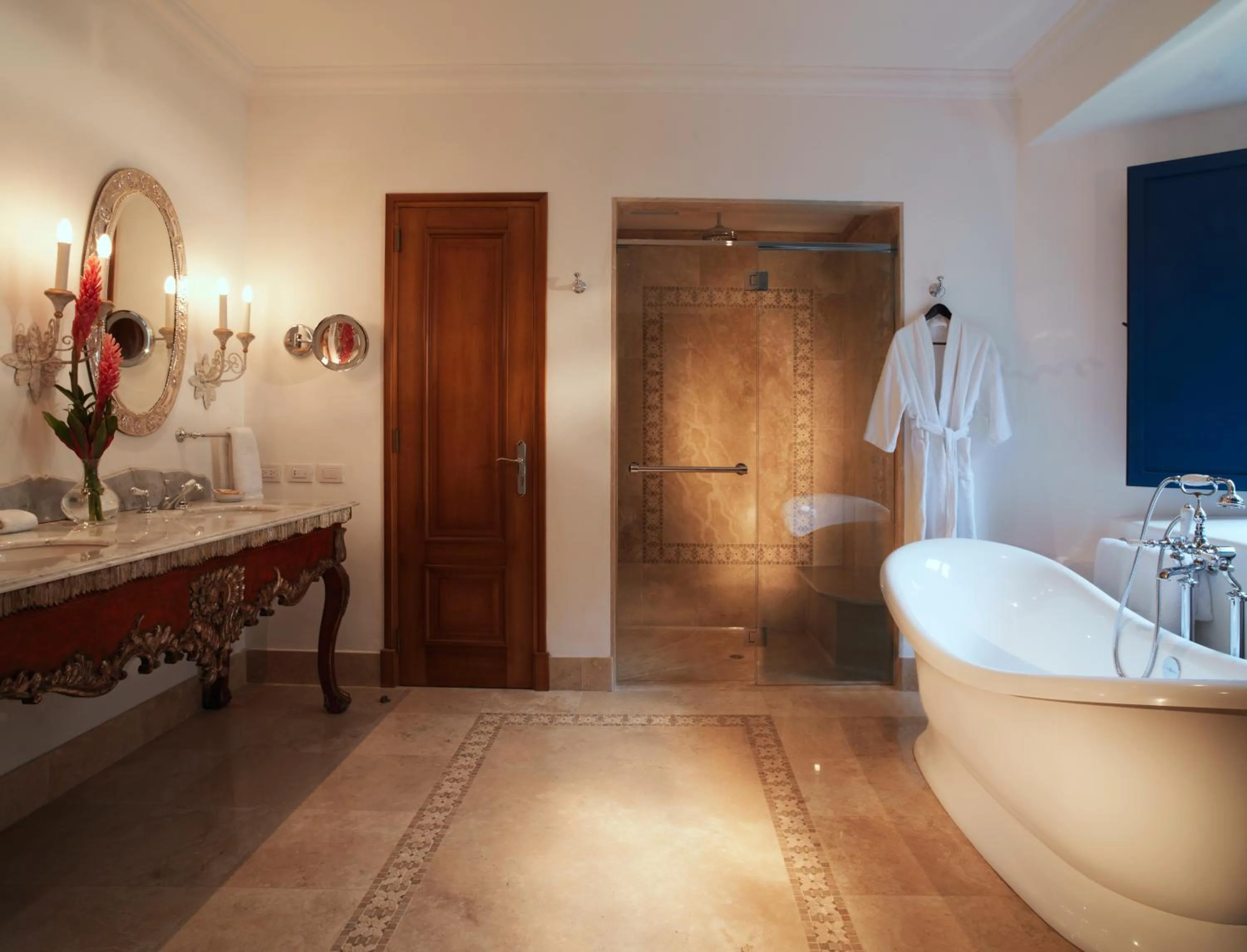Bathroom in Palacio Nazarenas, A Belmond Hotel, Cusco
