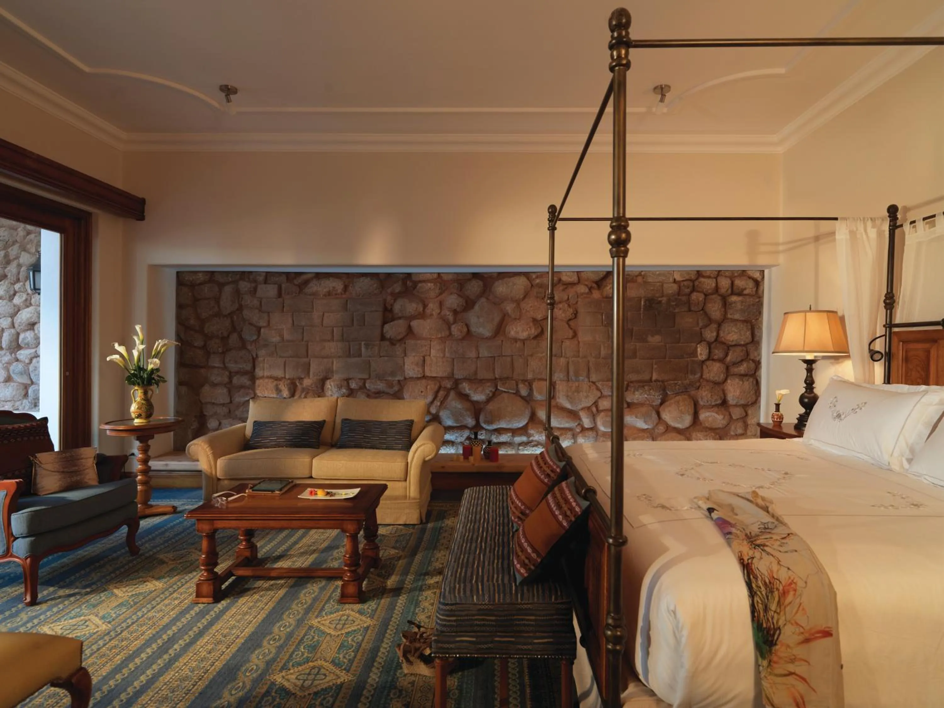 Living room, Bed in Palacio Nazarenas, A Belmond Hotel, Cusco