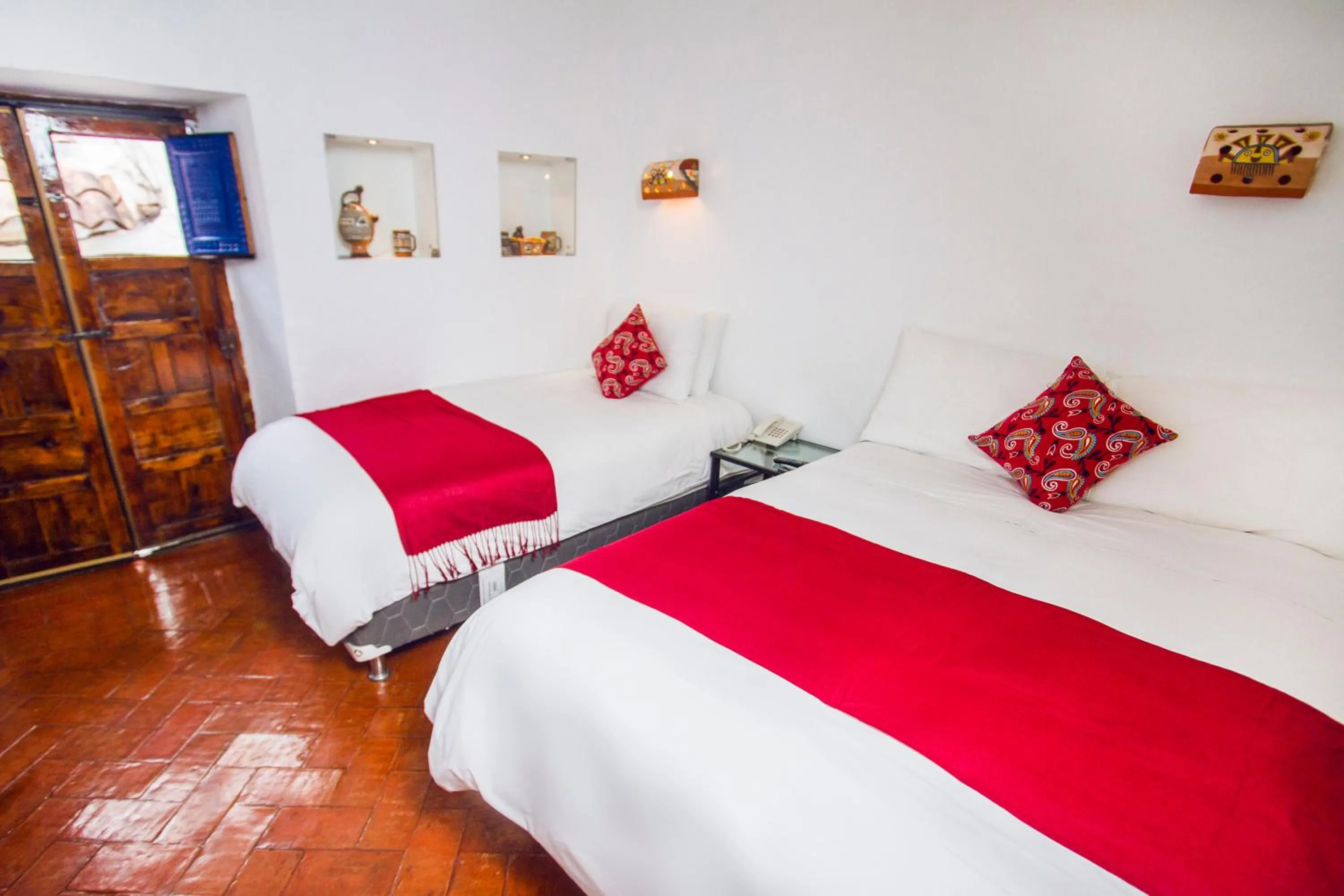 Bedroom, Bed in Rumi Wasi