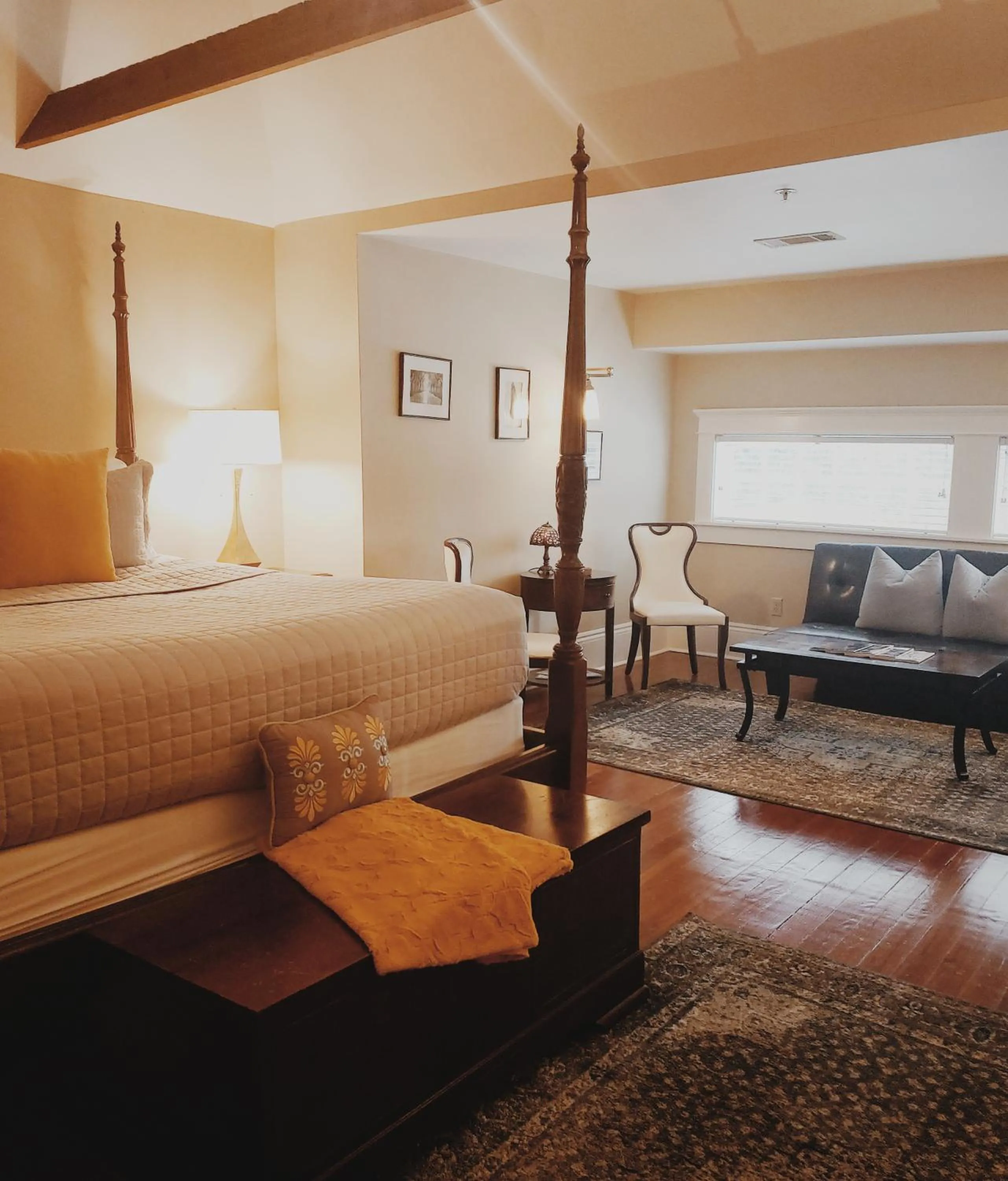 Bedroom, Bed in Canal Street Inn