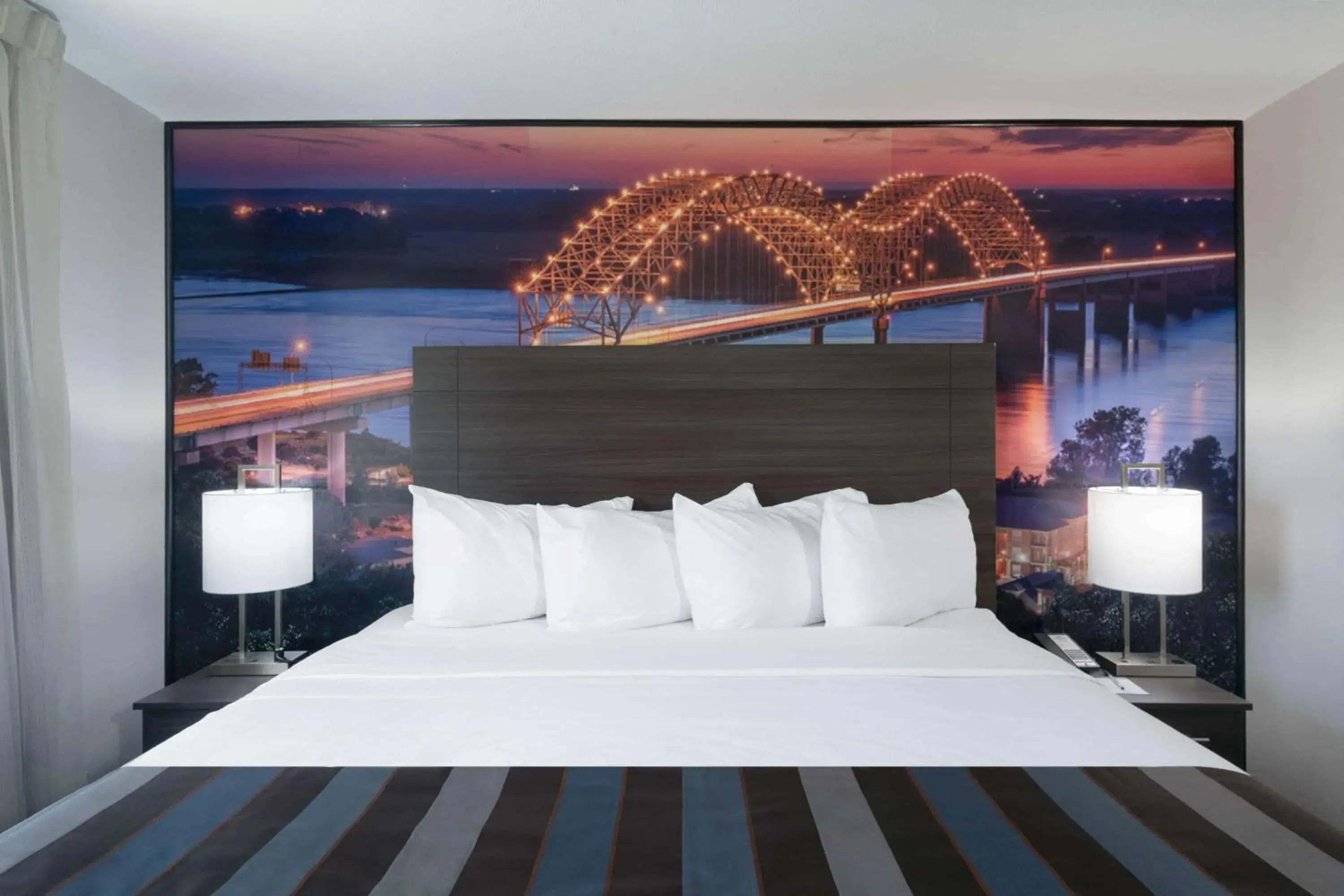 King Room - Non-Smoking in Wingate by Wyndham Horn Lake Southaven King Room - Non-Smoking in Wingate by Wyndham Horn Lake Southaven