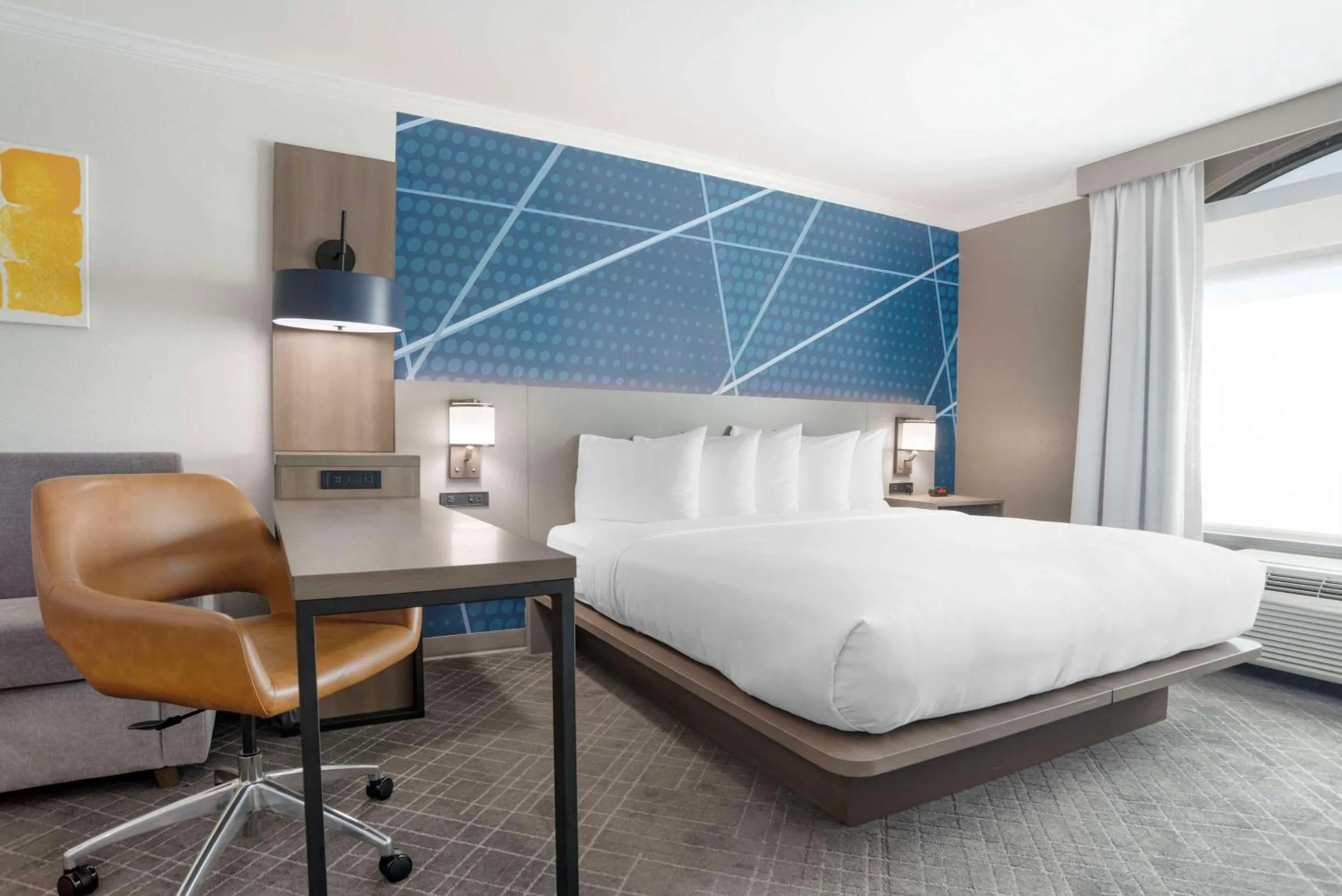 Bedroom, Bed in Comfort Inn & Suites New Orleans Airport North