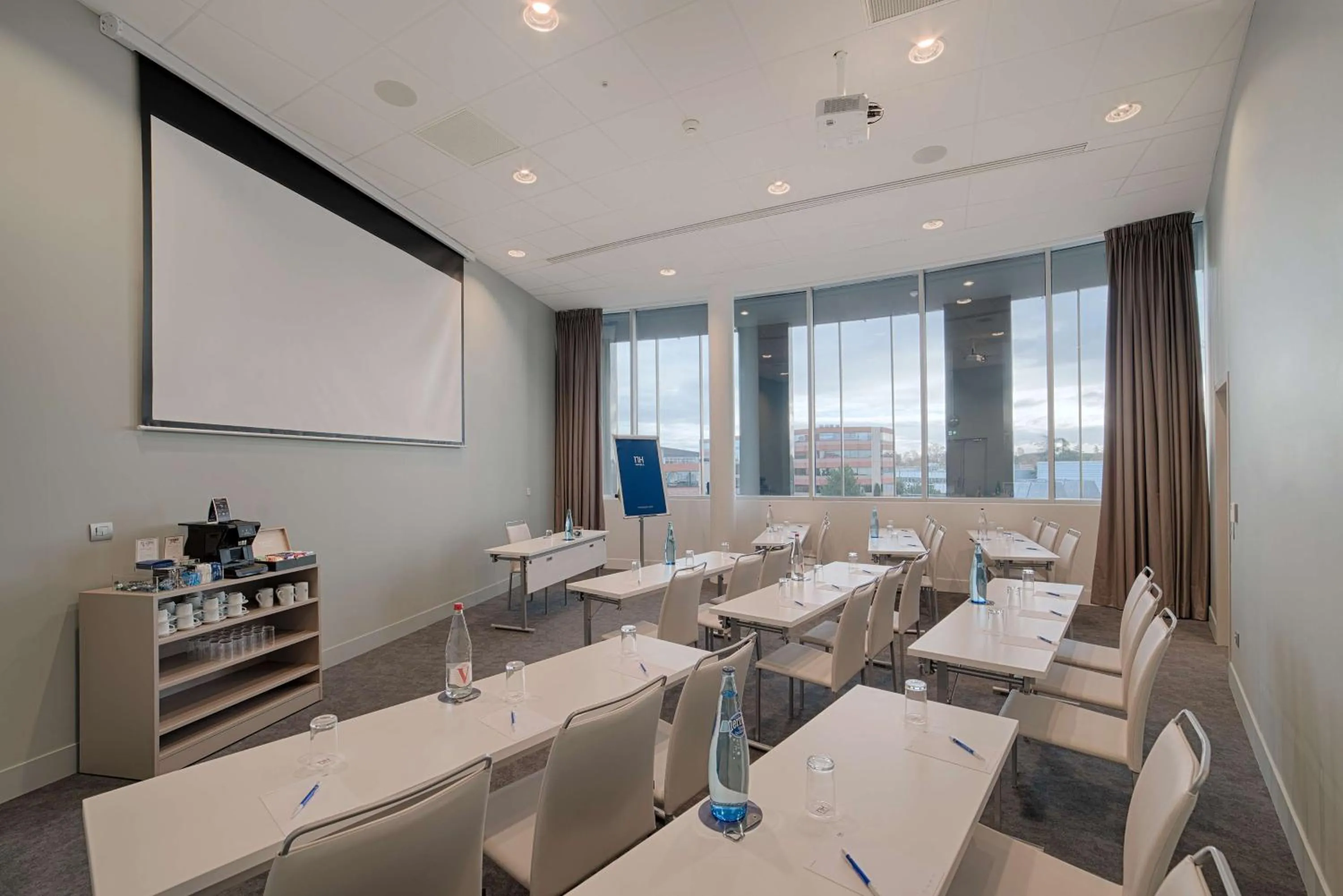 Meeting/conference room in NH Toulouse Airport