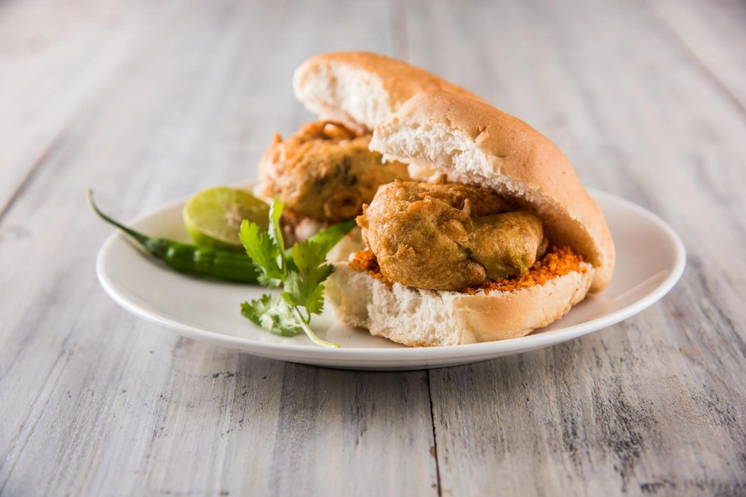 Restaurant/places to eat in Hotel O Paradise Inn Talegaon Dabhade