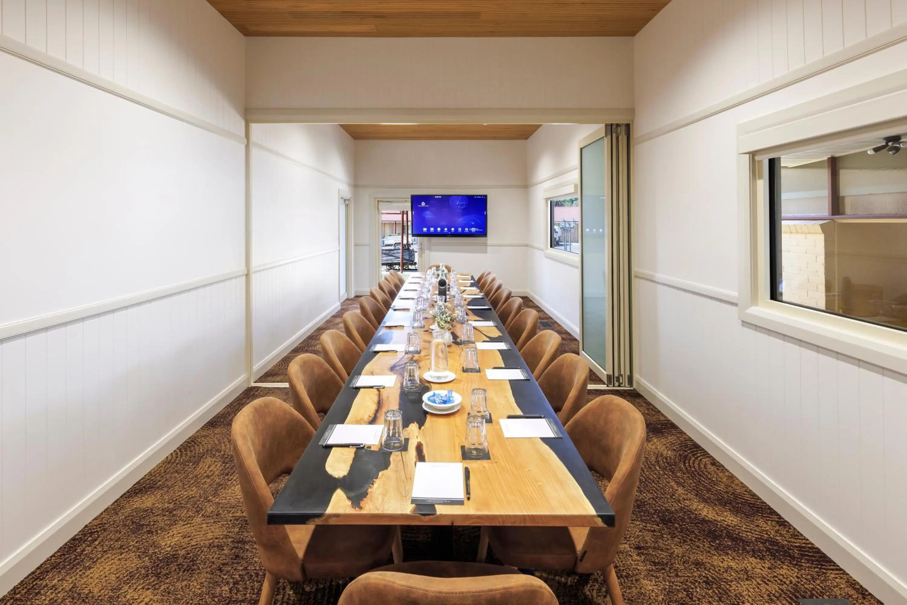 Business facilities in Black Gold Motel