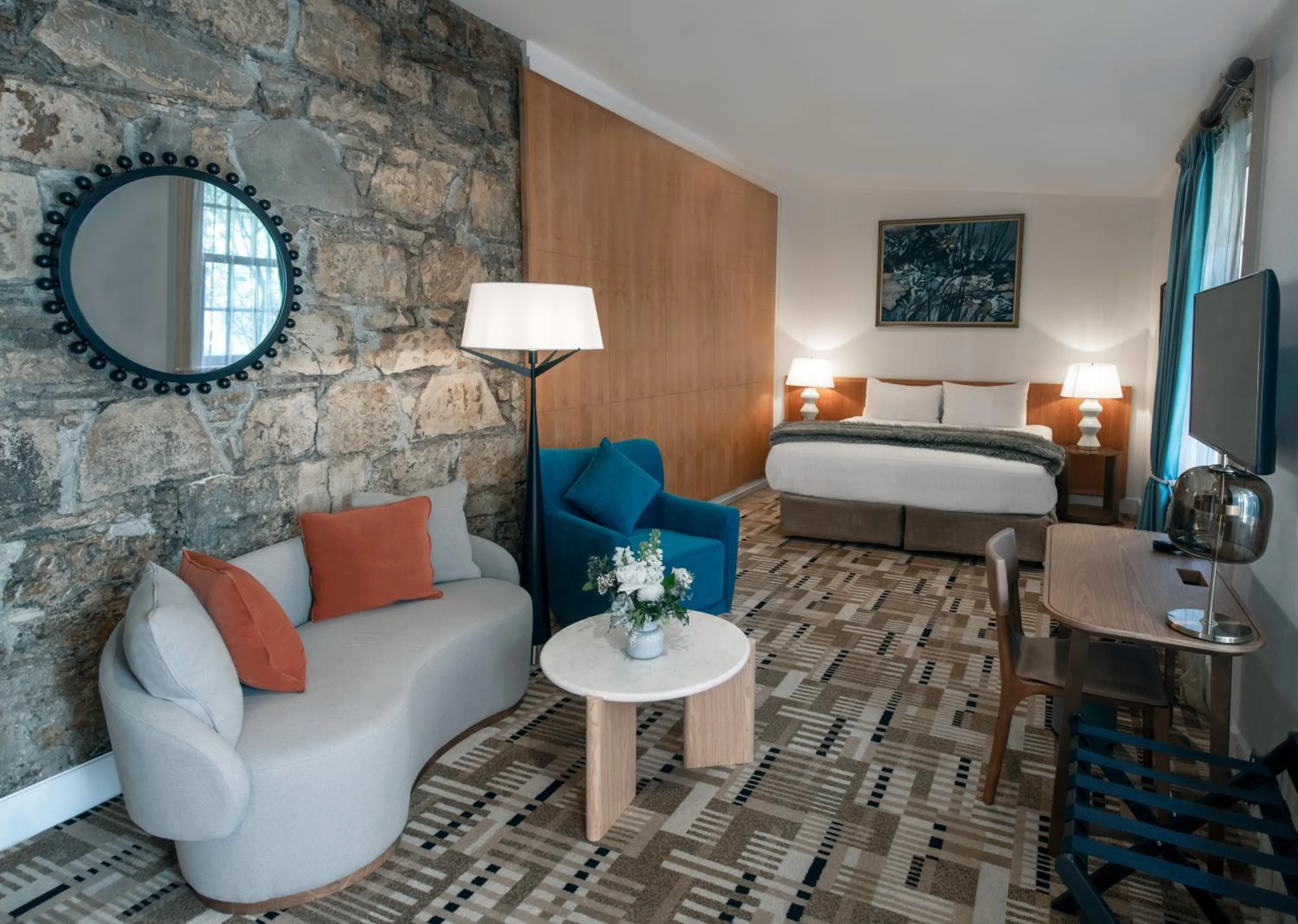 Bedroom, Bed in Islington Hotel