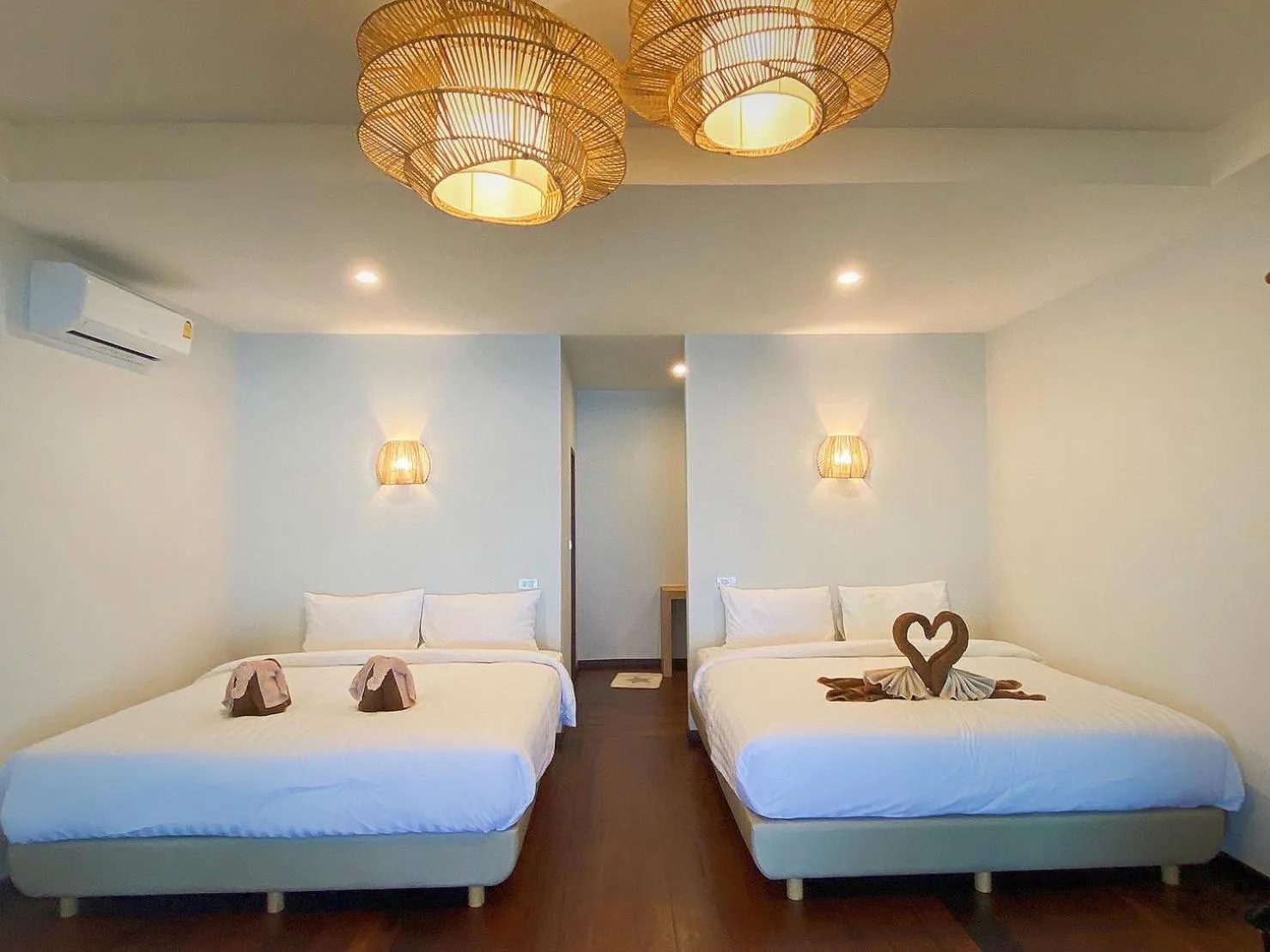 Bed in V-View Beach Resort