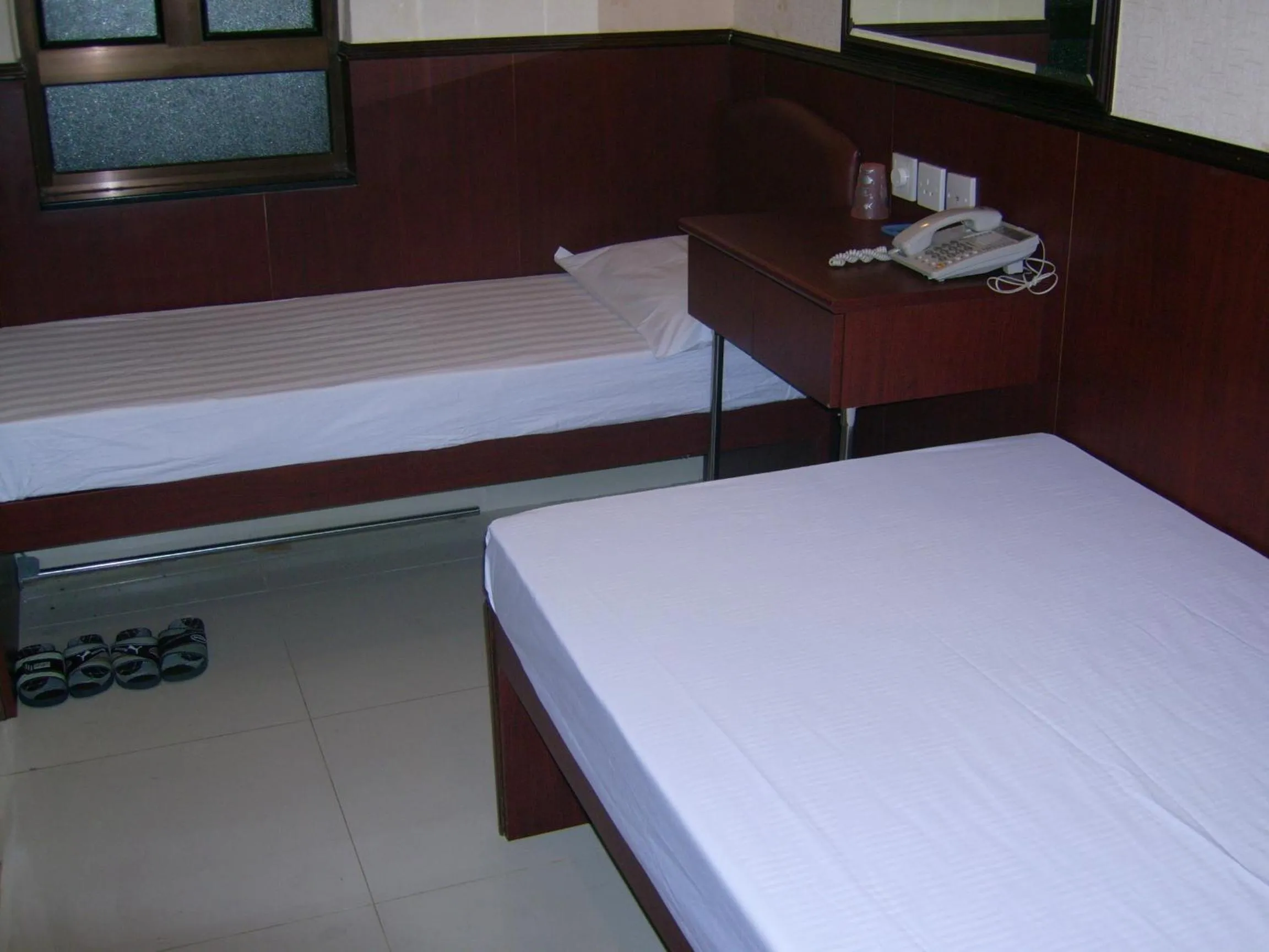 Bedroom, Bed in Hong Kong CoLiving Space