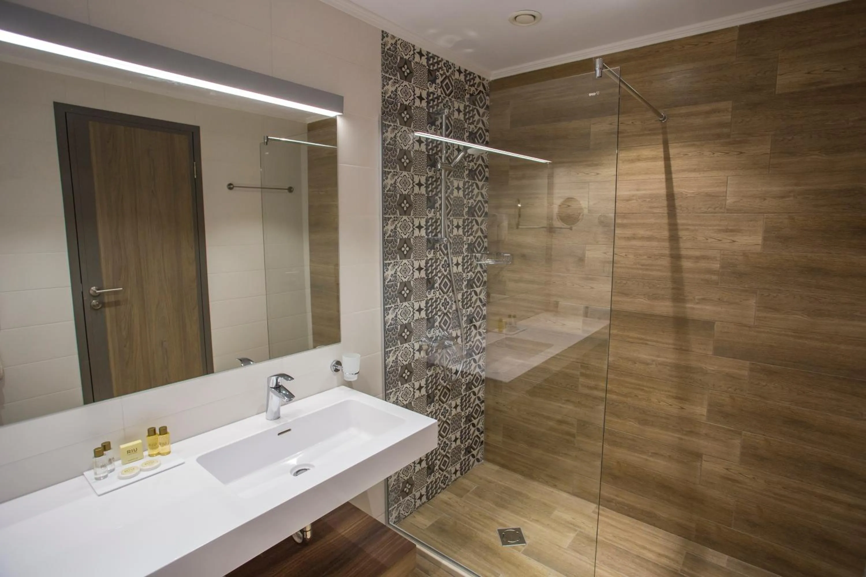 Bathroom in Astoria Hotel All Inclusive & Private Beach