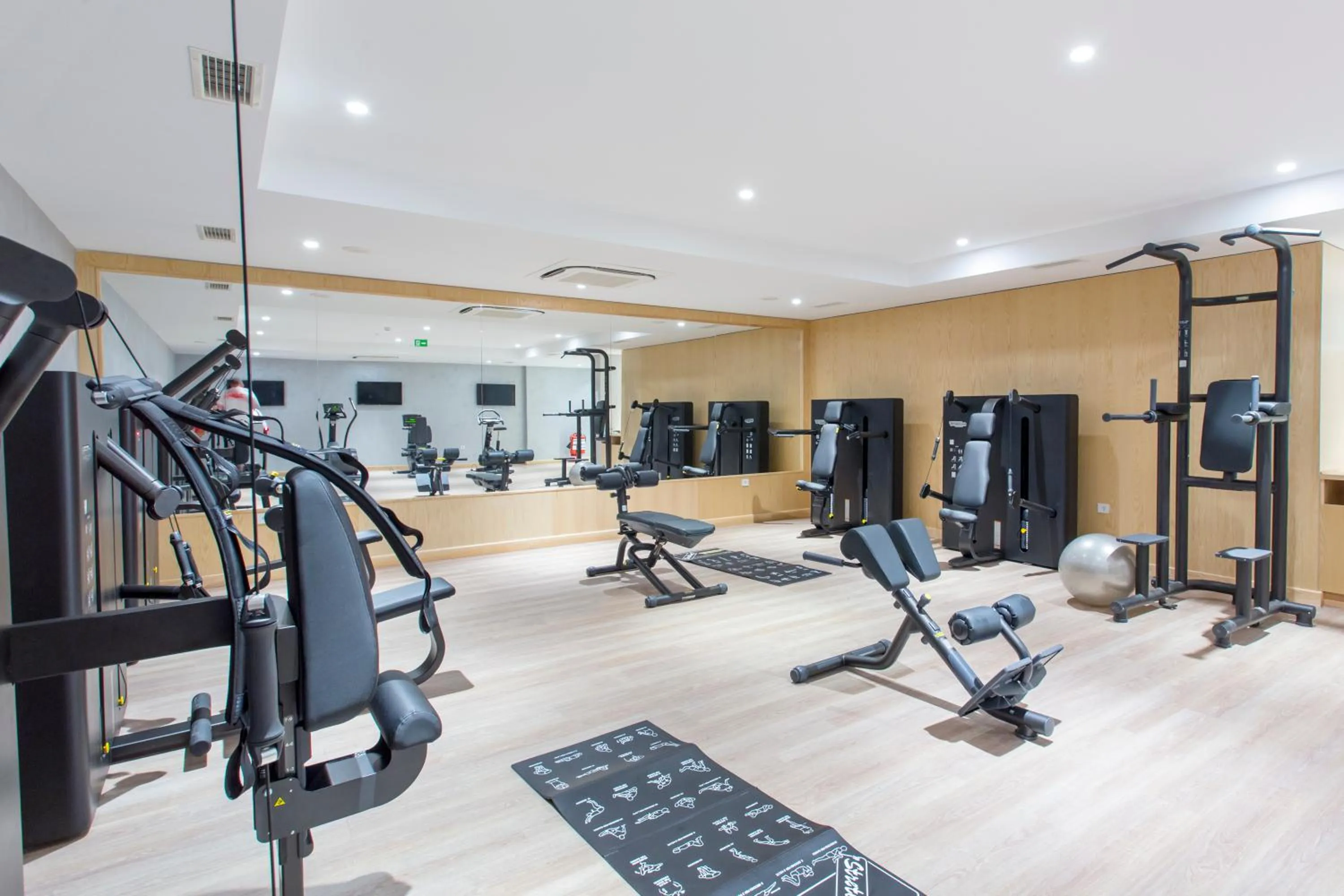 Fitness centre/facilities in Astoria Hotel All Inclusive & Private Beach