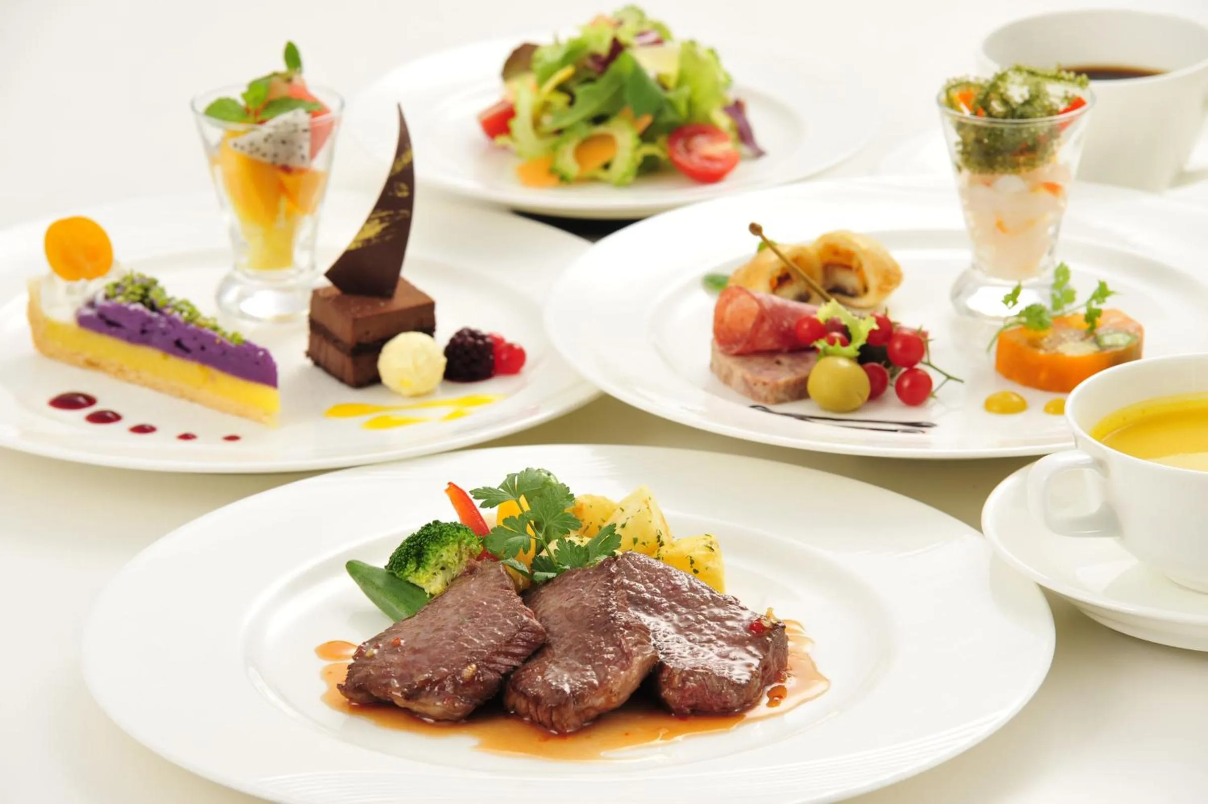 Food and drinks in Hotel JAL City Naha