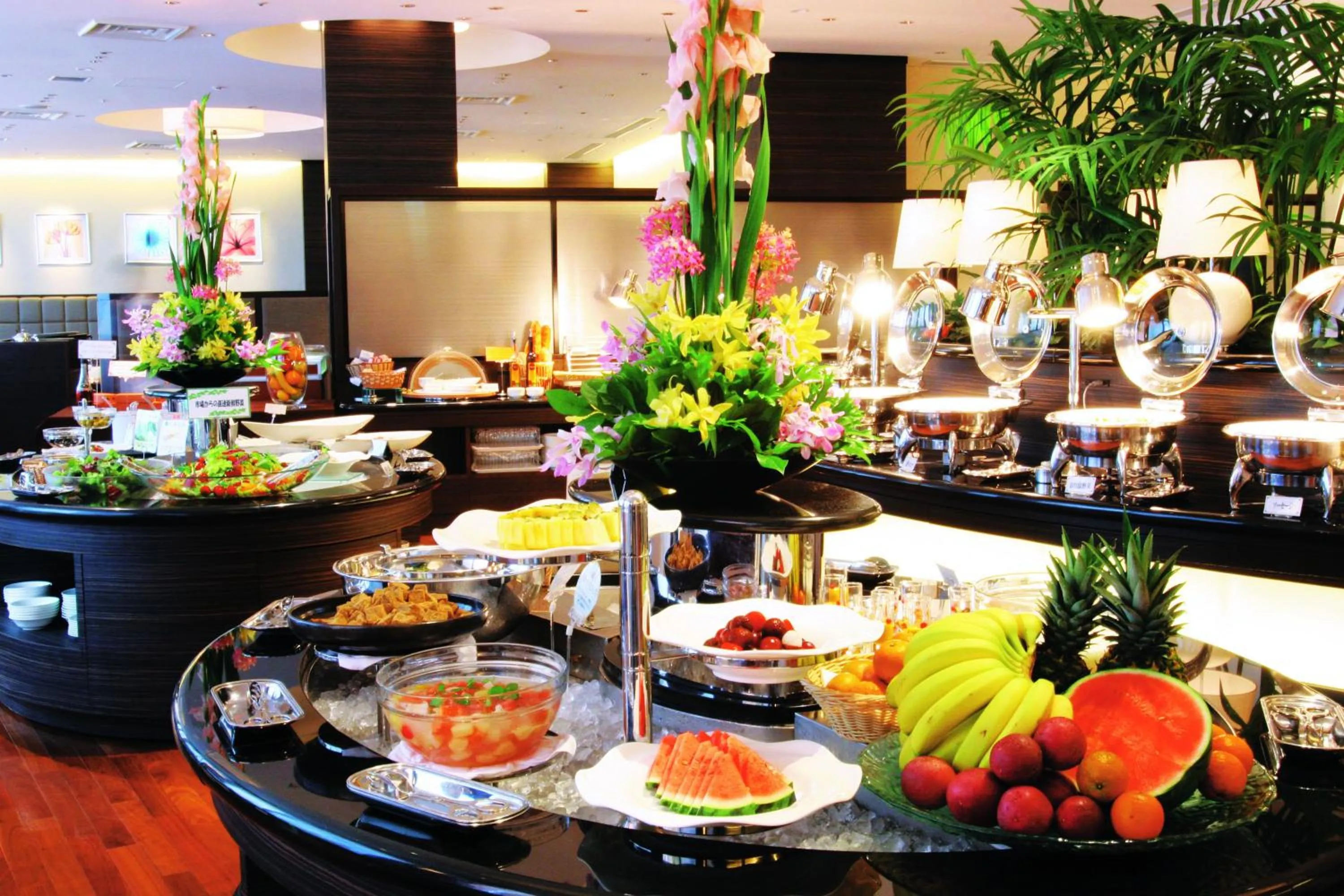 Restaurant/places to eat in Hotel JAL City Naha