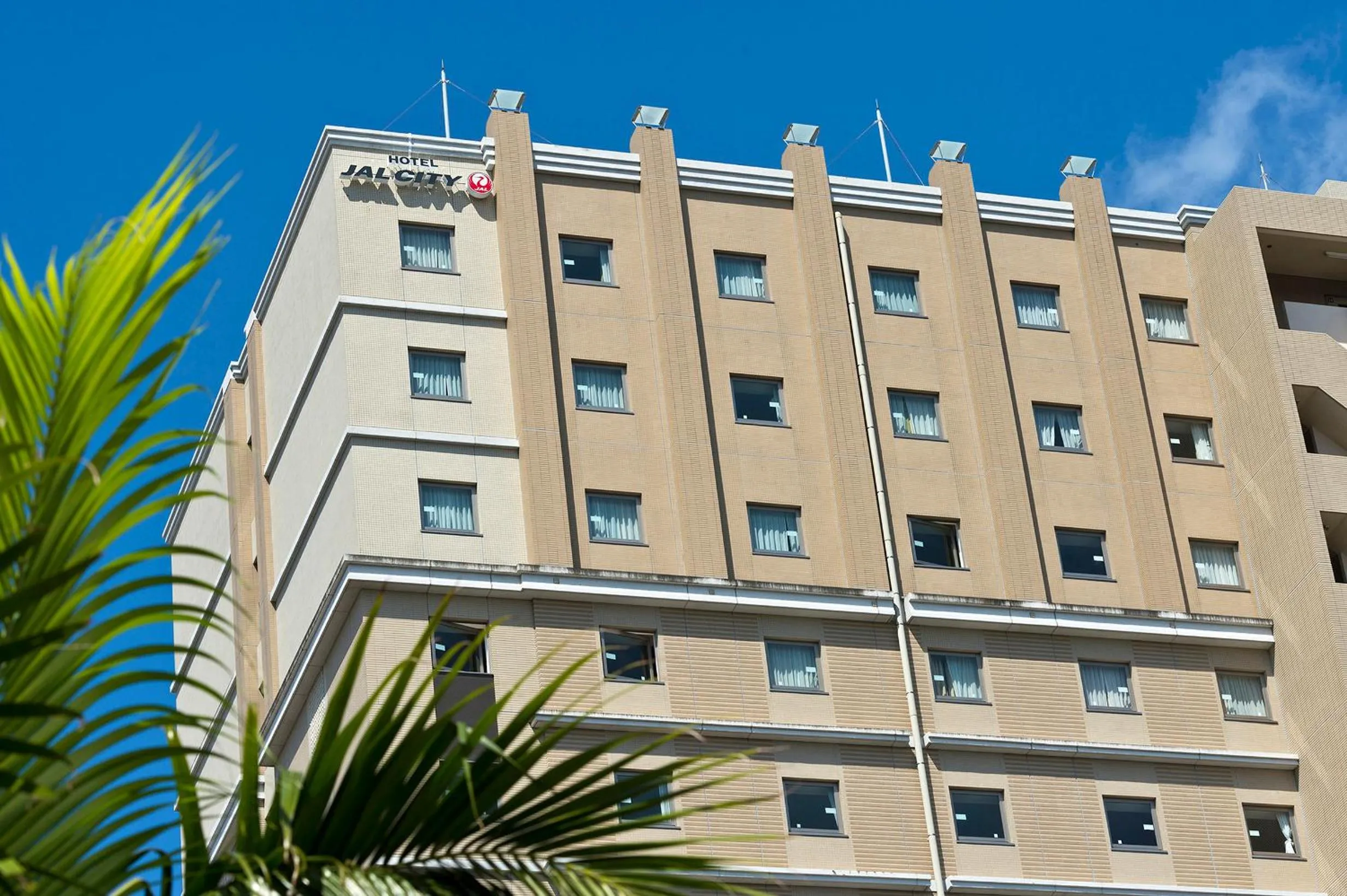 Facade/entrance in Hotel JAL City Naha