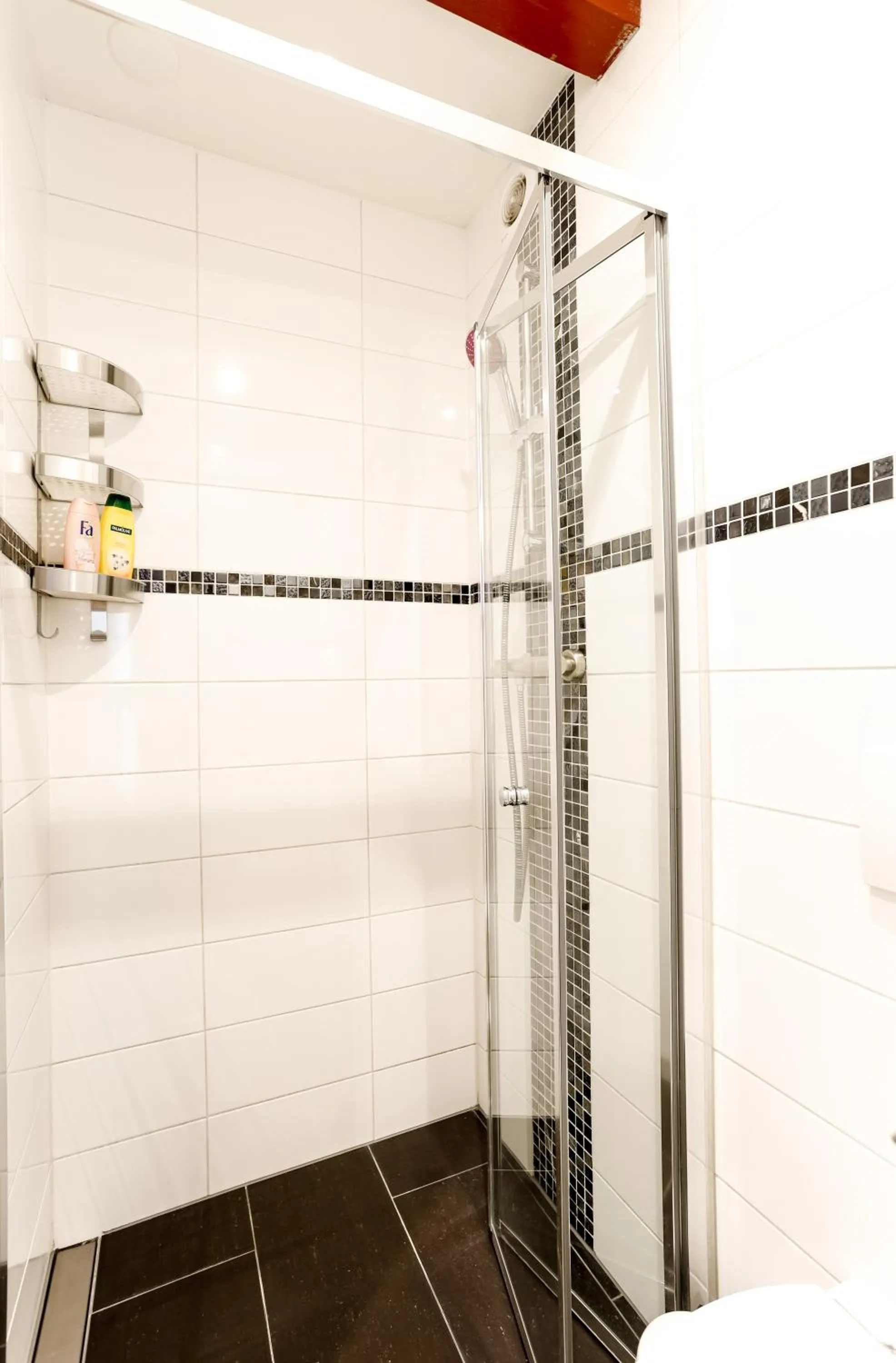 Shower in Sunflower Amsterdam