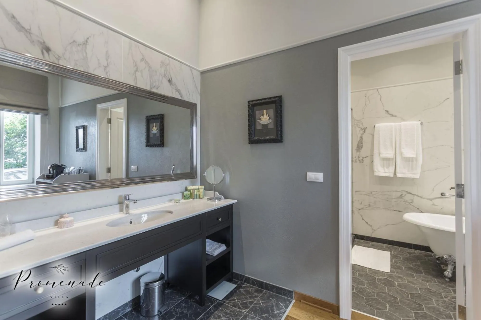 Bathroom in Villa Promenade