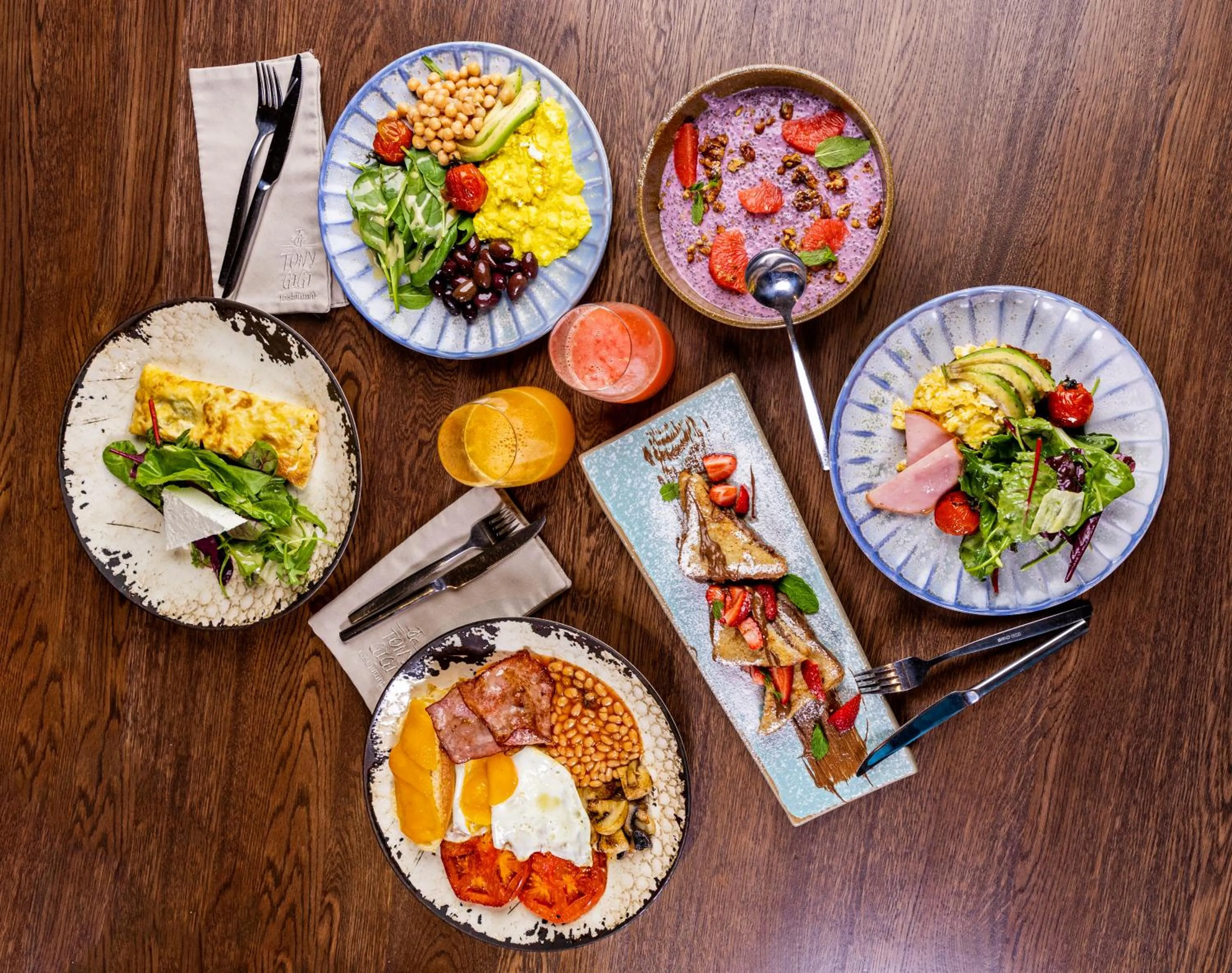 Breakfast in Villa Promenade