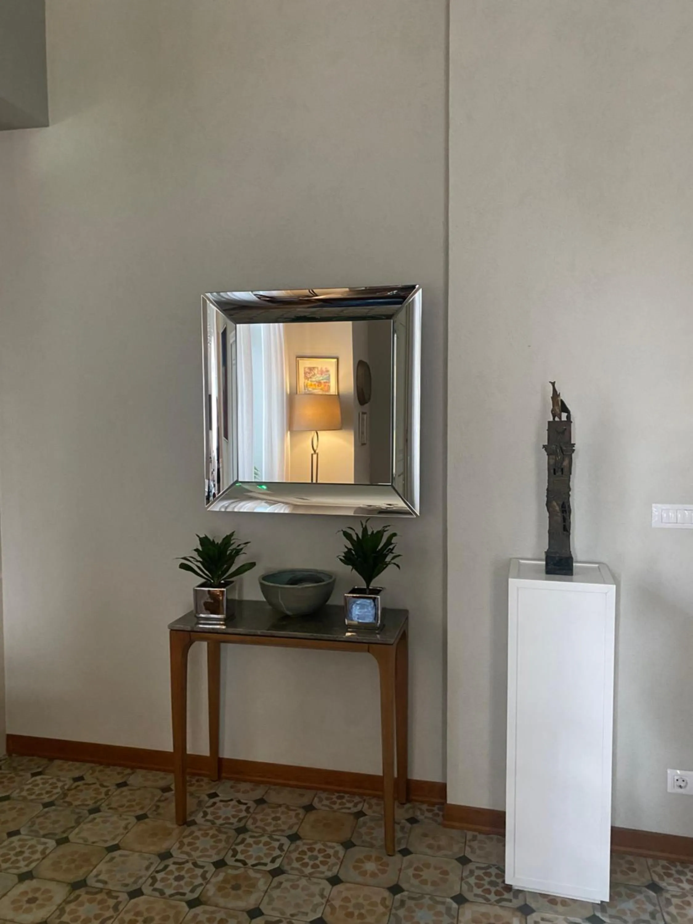 Communal lounge/ TV room in Villa Promenade