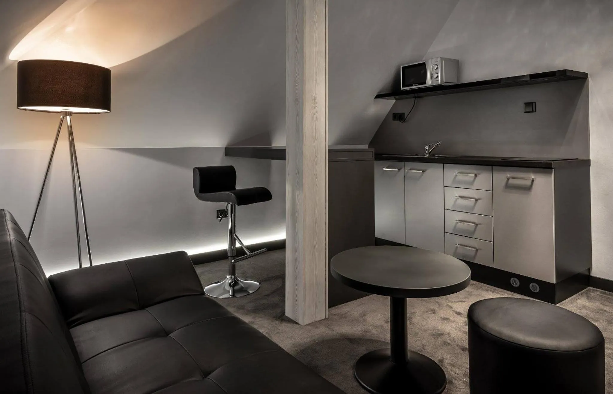 Kitchen or kitchenette in Hotel Grand