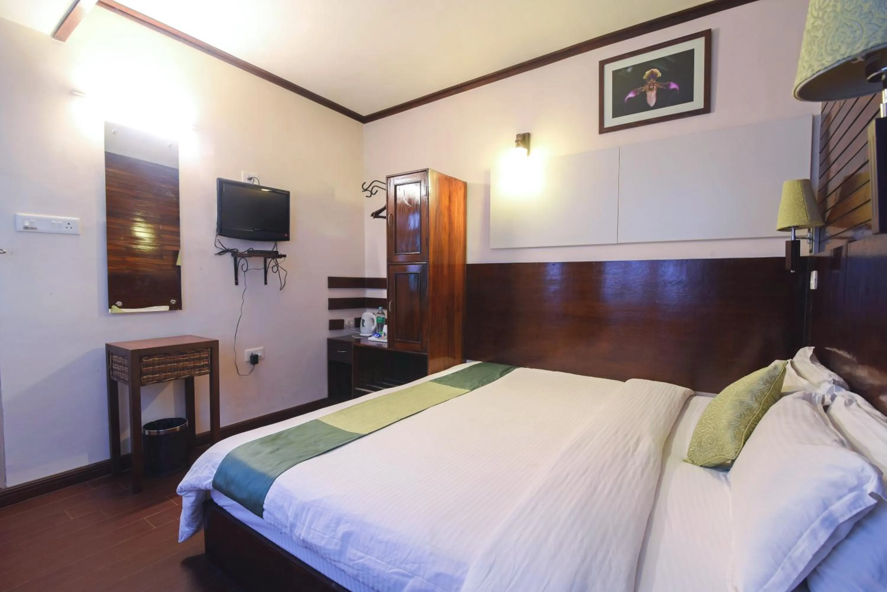 Bed in The Nettle and Fern Hotel Gangtok