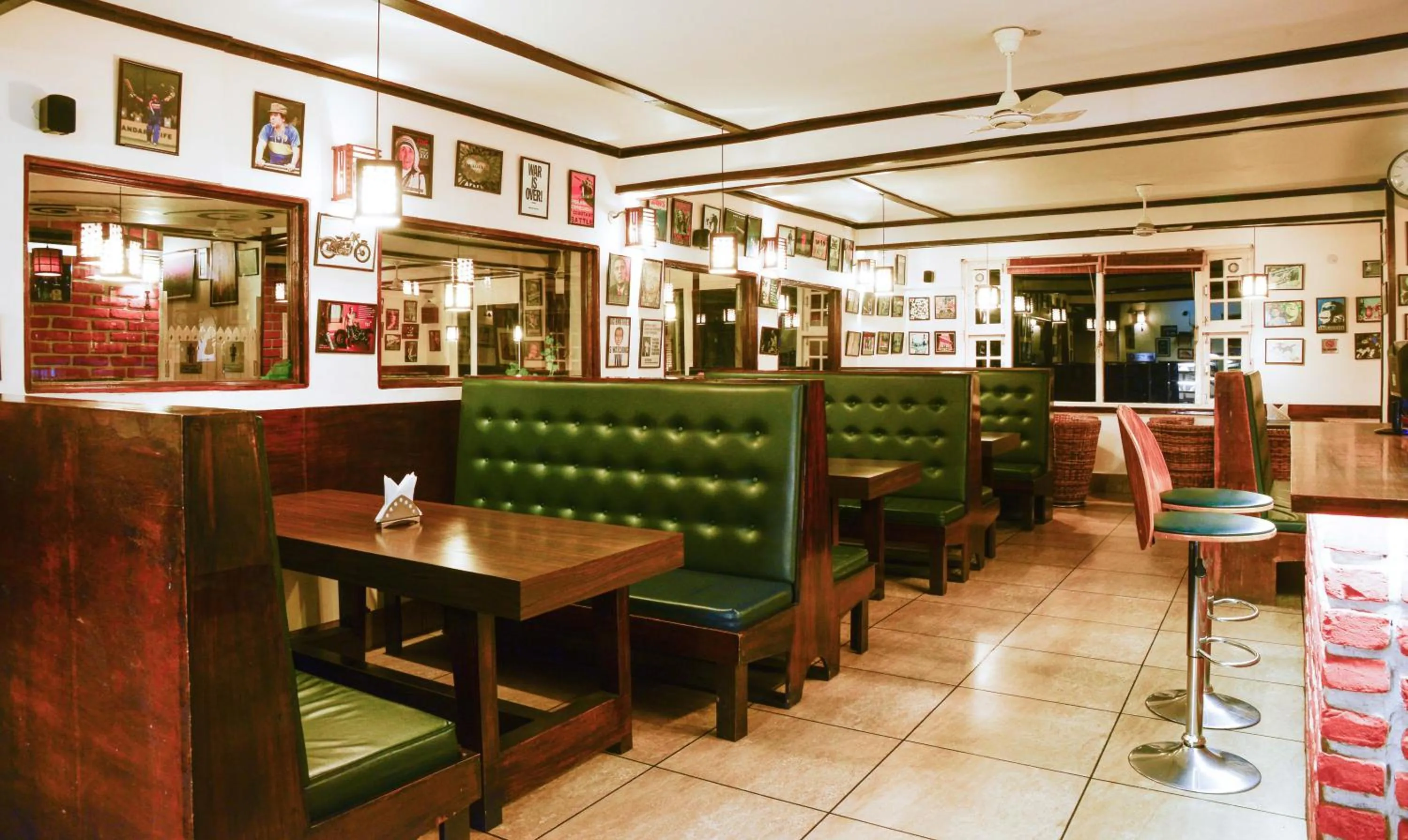 Restaurant/places to eat in The Nettle and Fern Hotel Gangtok