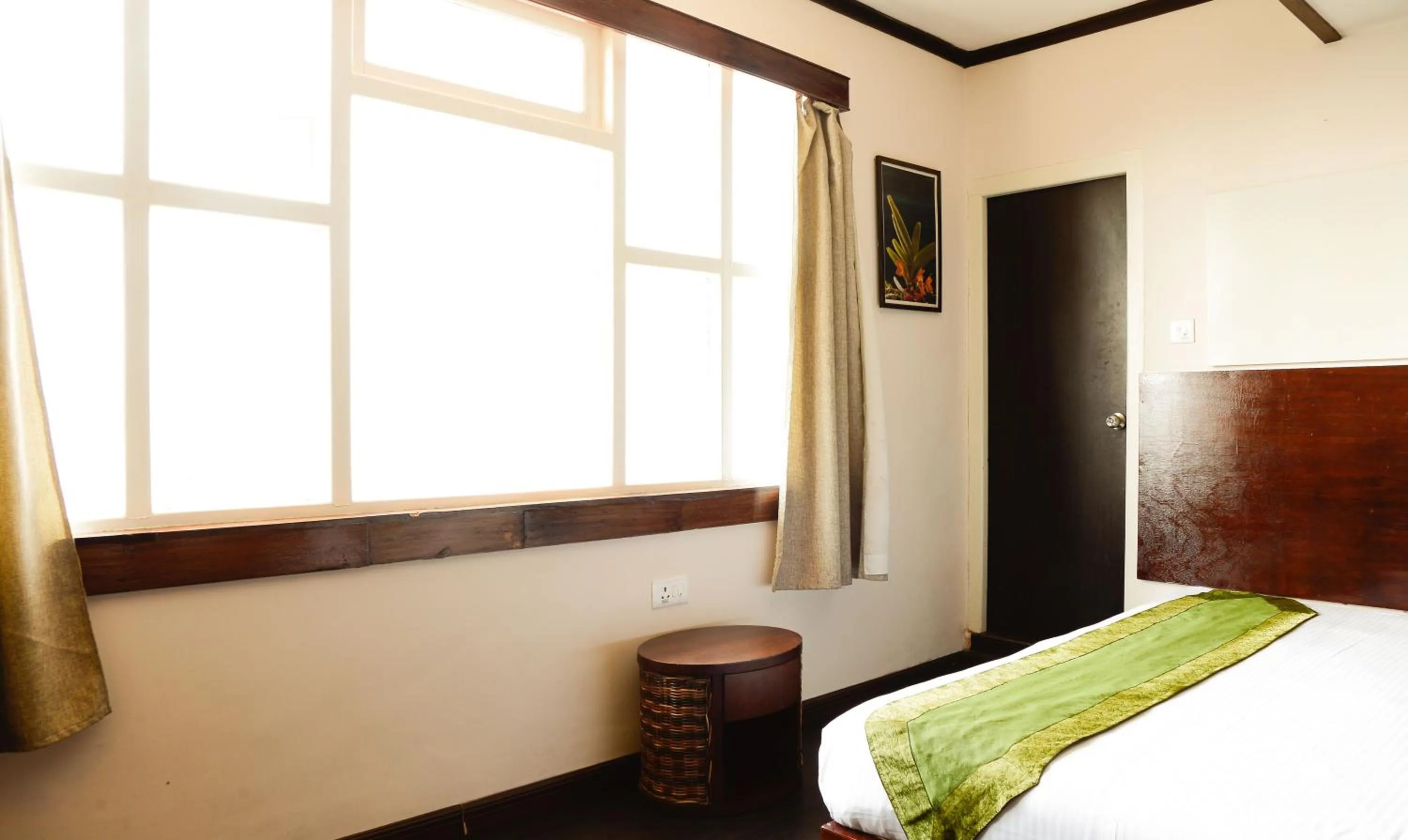 Bed in The Nettle and Fern Hotel Gangtok