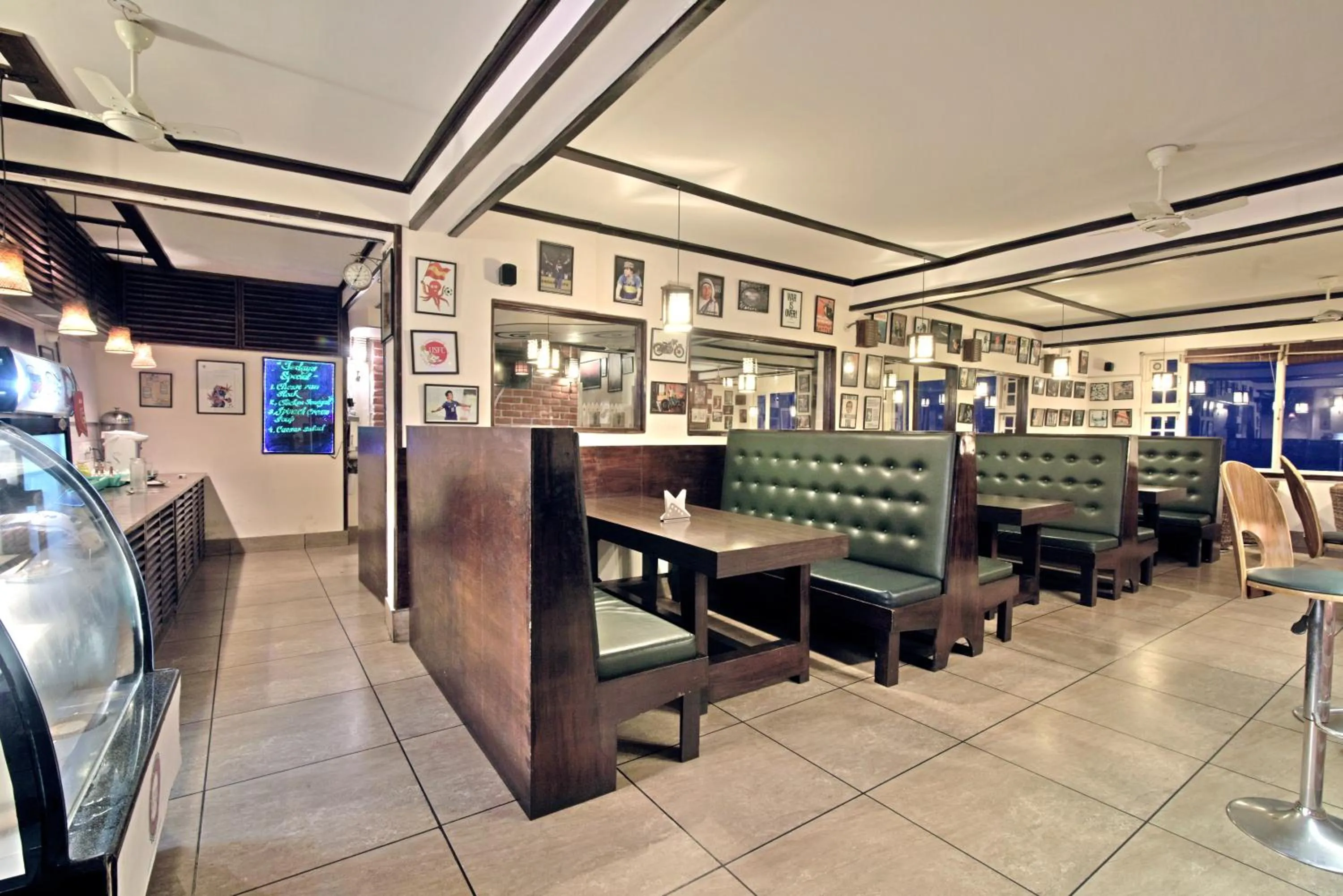 Restaurant/places to eat in The Nettle and Fern Hotel Gangtok