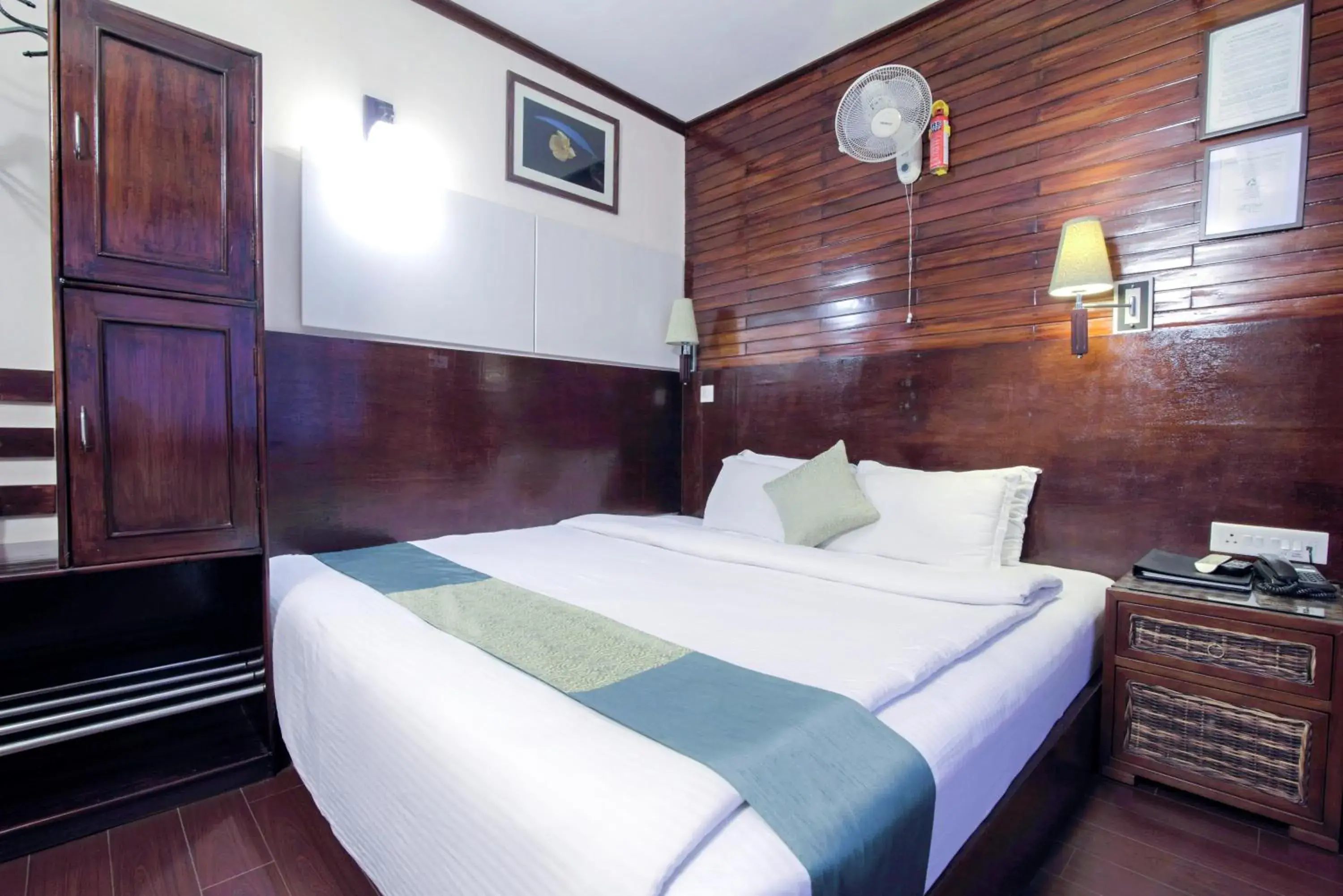 Deluxe Double or Twin Room in The Nettle and Fern Hotel Gangtok Deluxe Double or Twin Room in The Nettle and Fern Hotel Gangtok