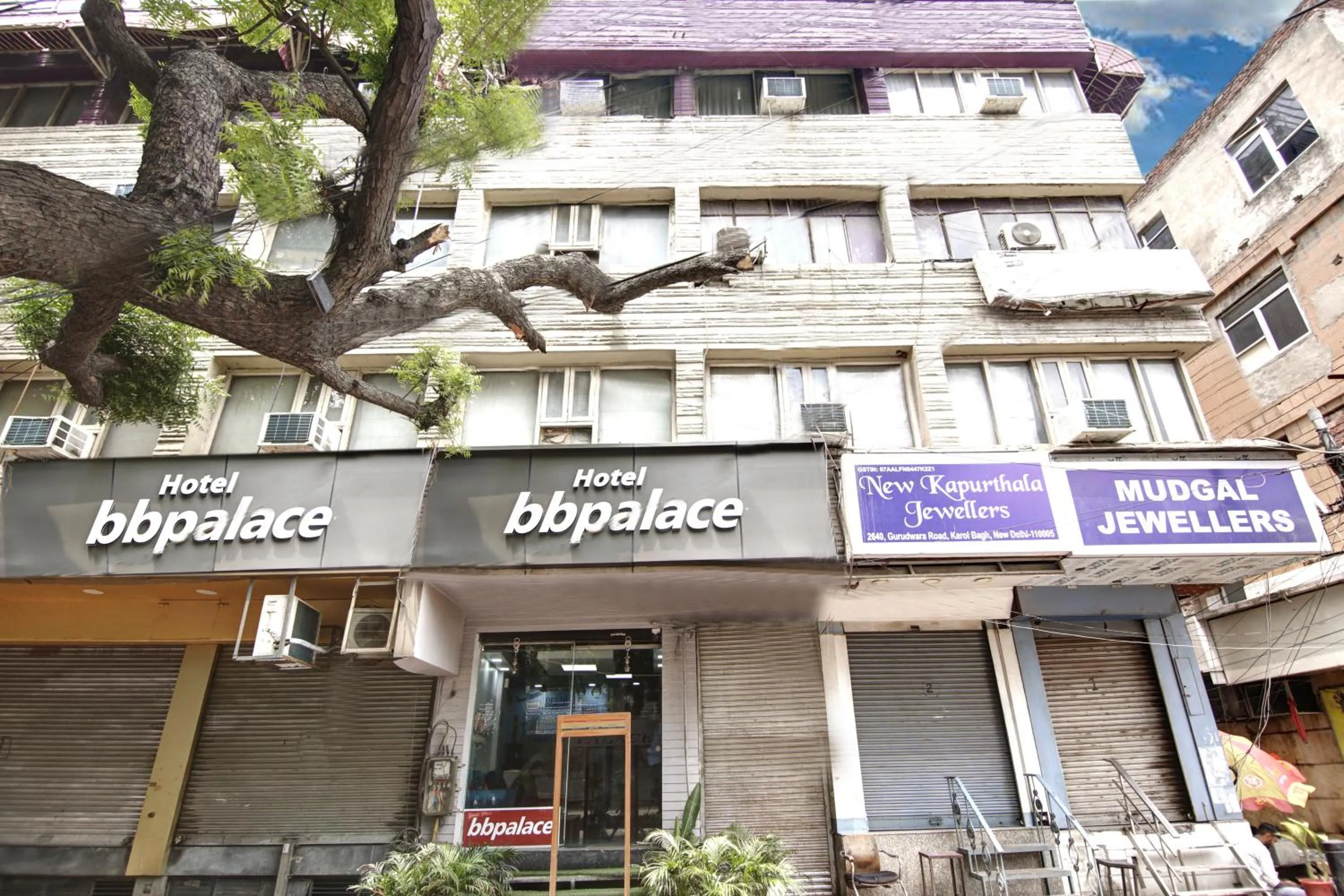 Property building in Hotel BB Palace (A Family Hotel)