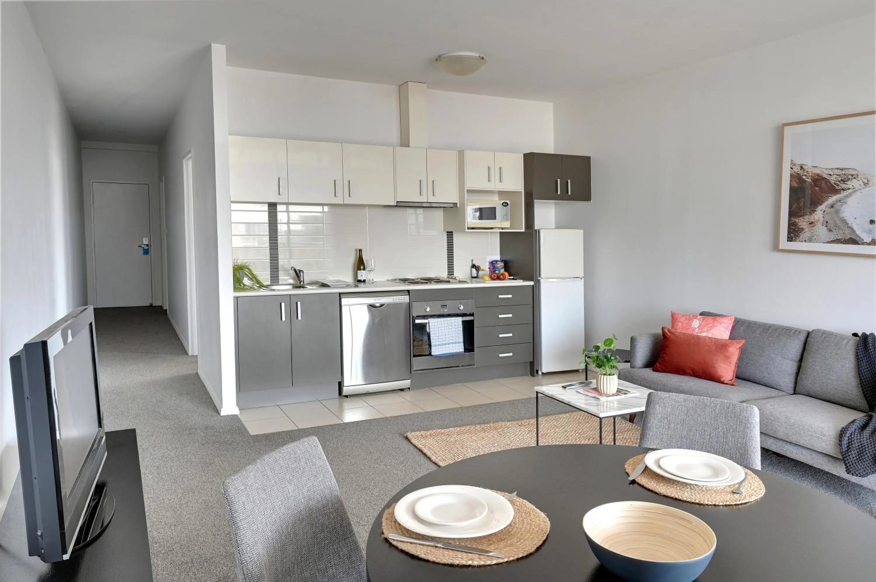 Kitchen or kitchenette in Mantra Wollongong