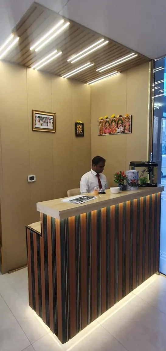 Restaurant/places to eat in Sun & Sands Sea View Hotel