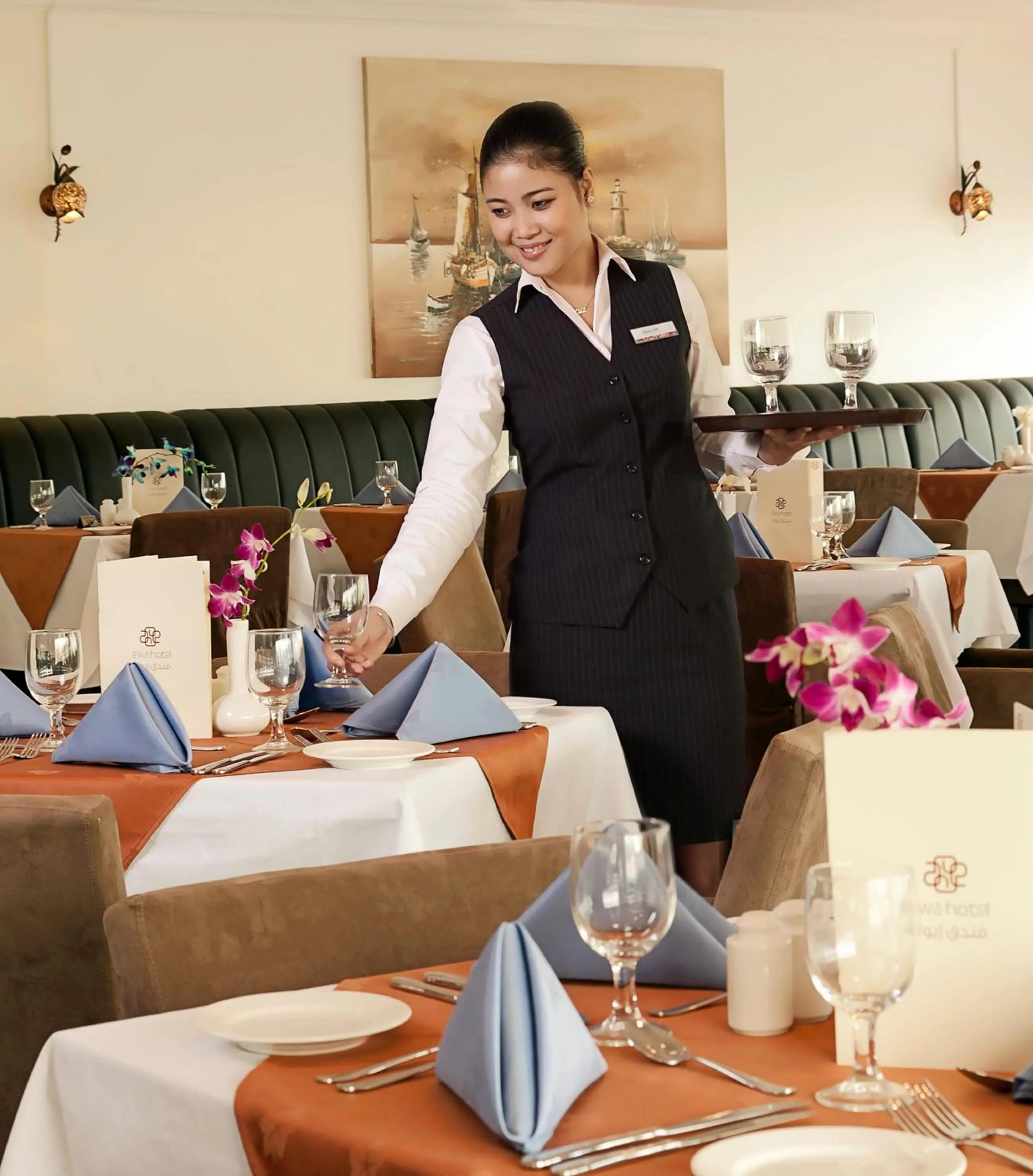 Restaurant/places to eat in Sun & Sands Sea View Hotel