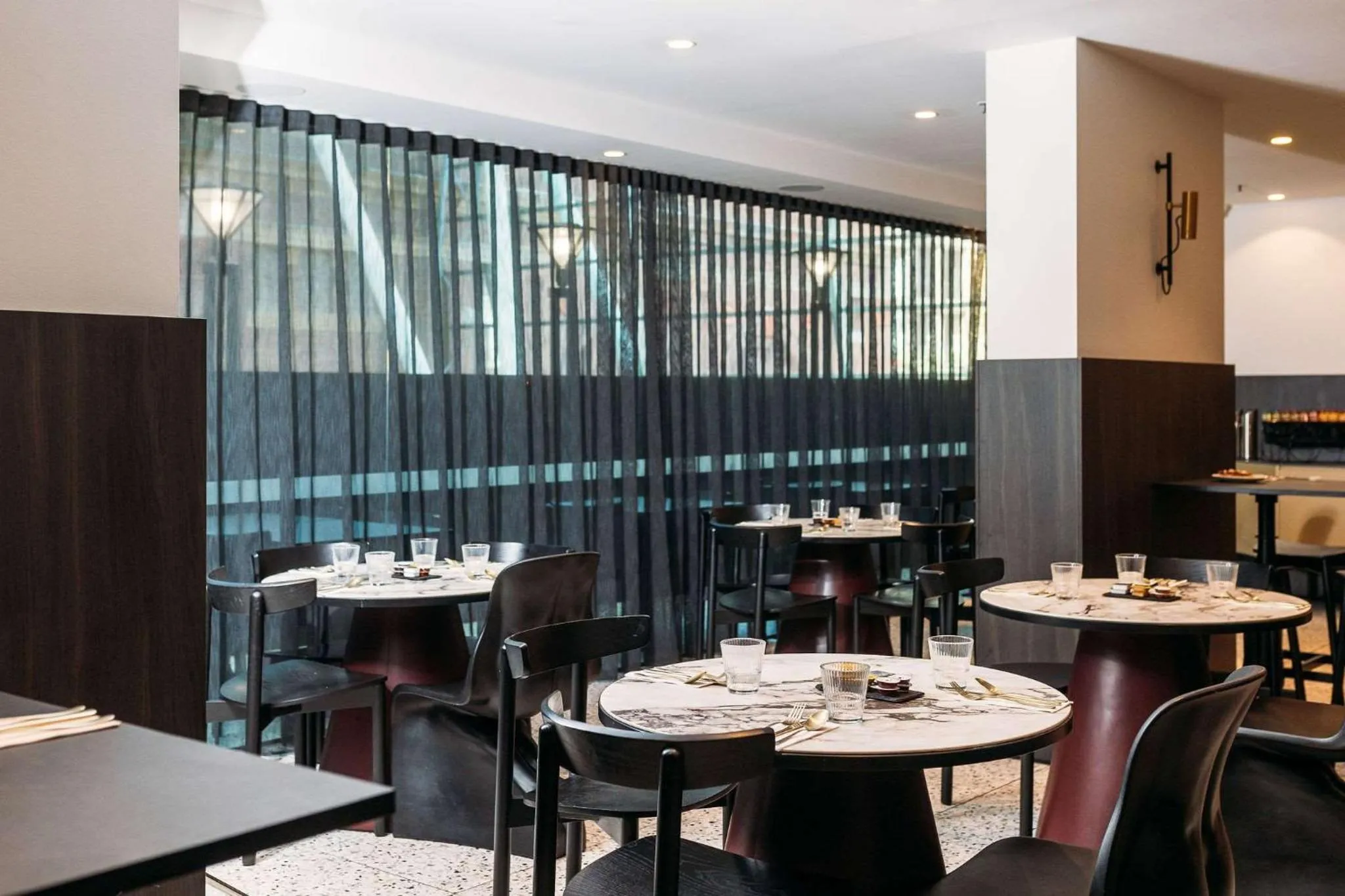 Restaurant/places to eat in The Capitol Hotel Sydney