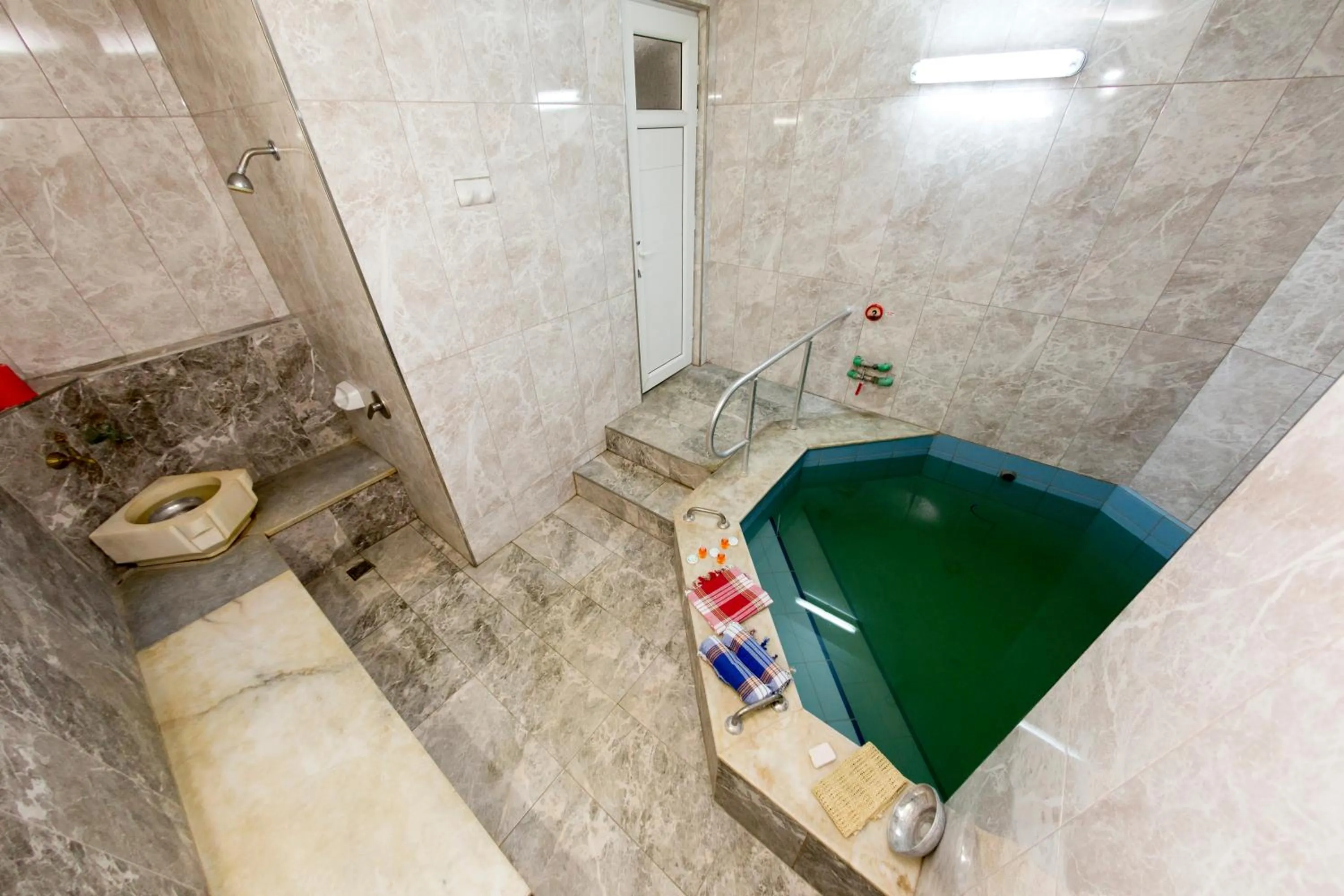 Bathroom in Basaranlar Thermal Otel