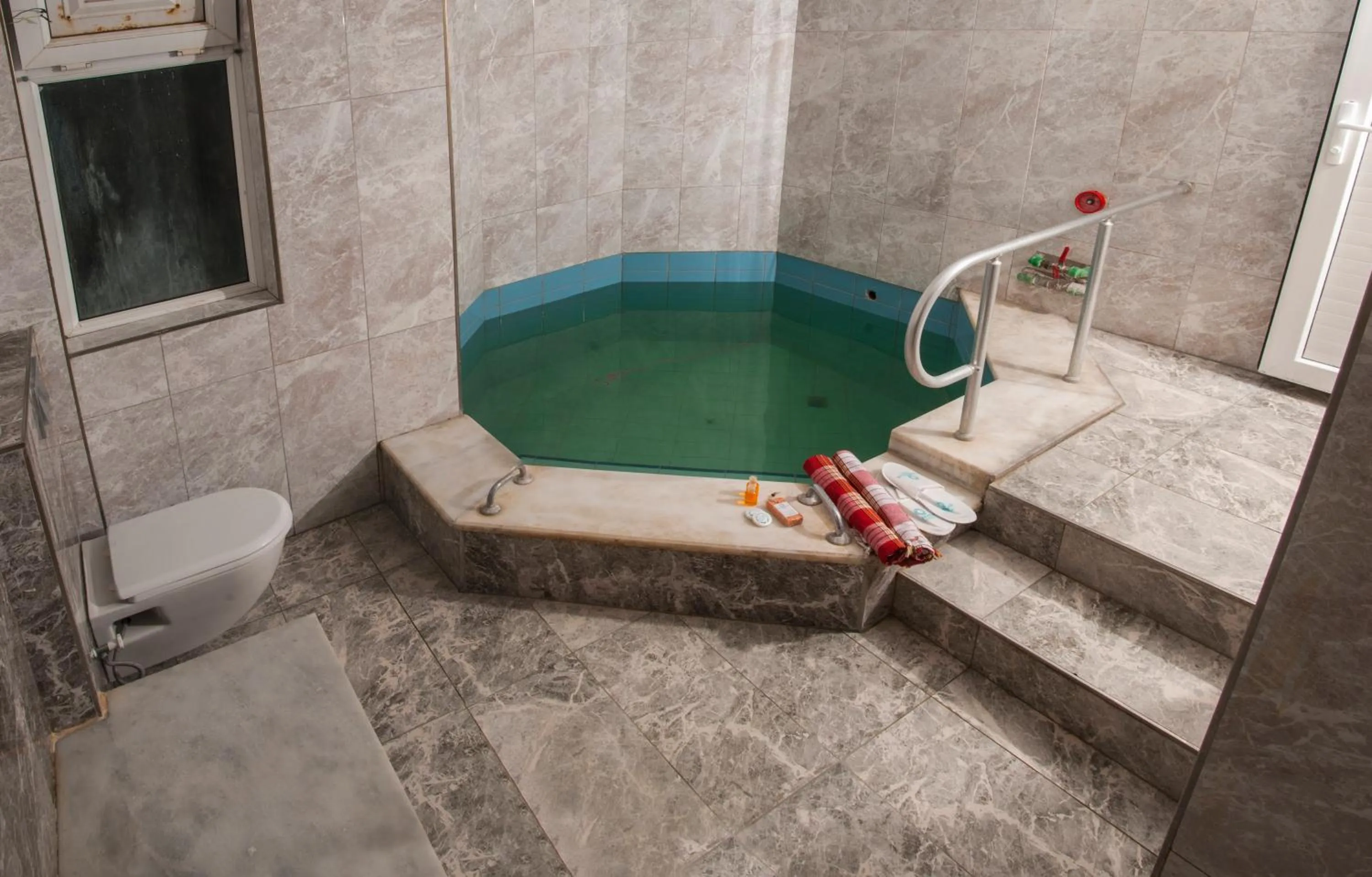 Bathroom in Basaranlar Thermal Otel