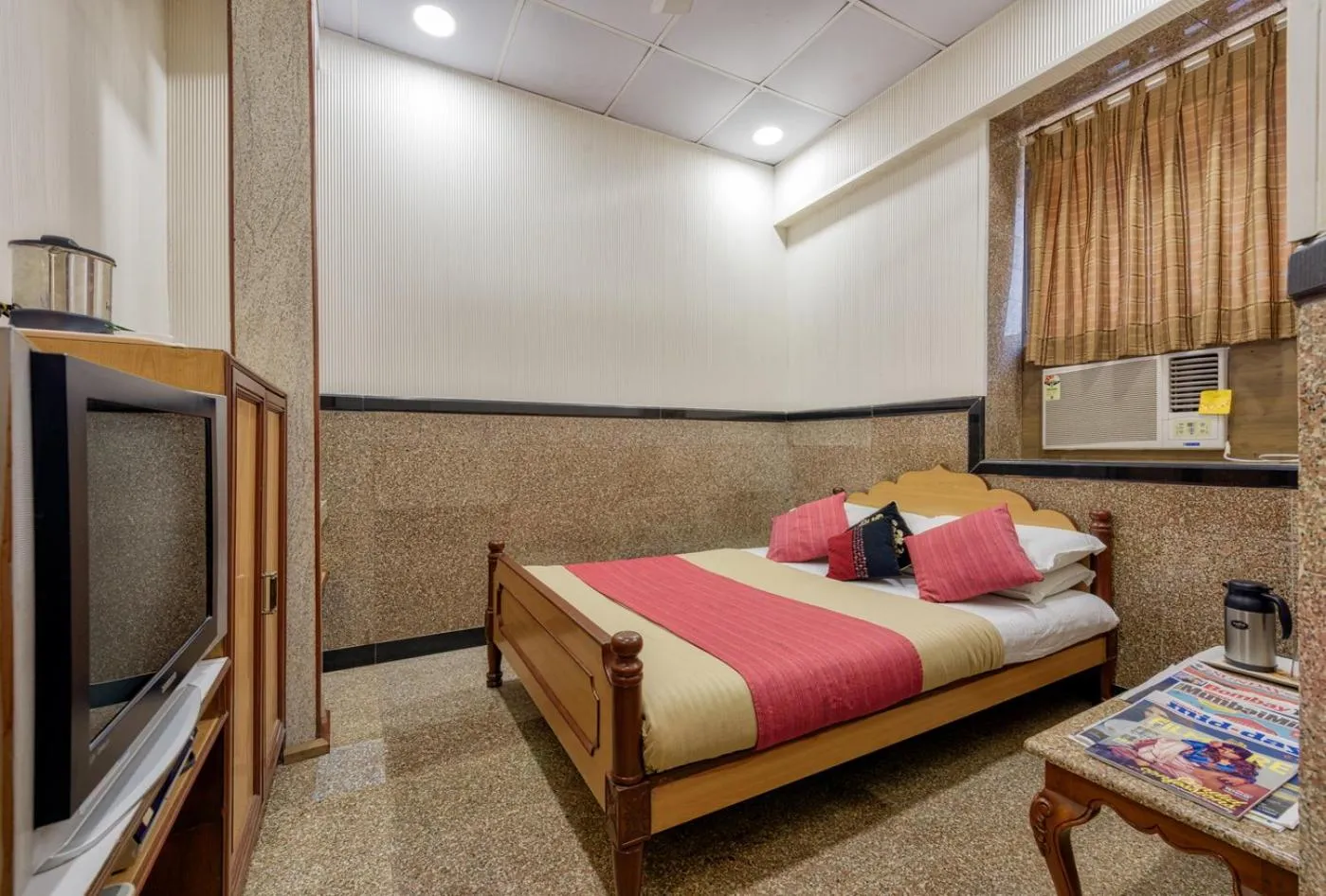 Bedroom, Bed in Hotel Royal Castle