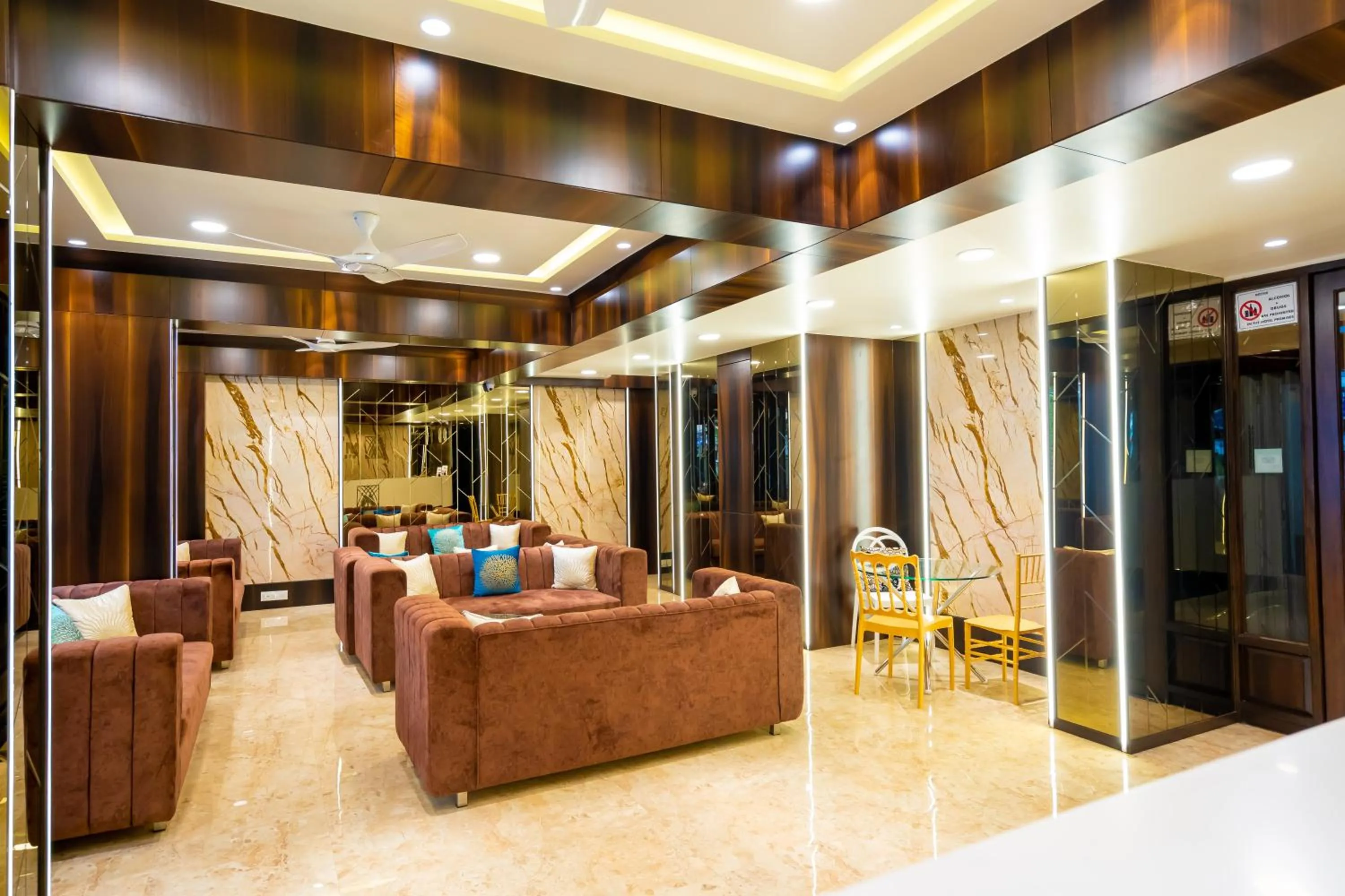 Lobby or reception in Hotel Mina International